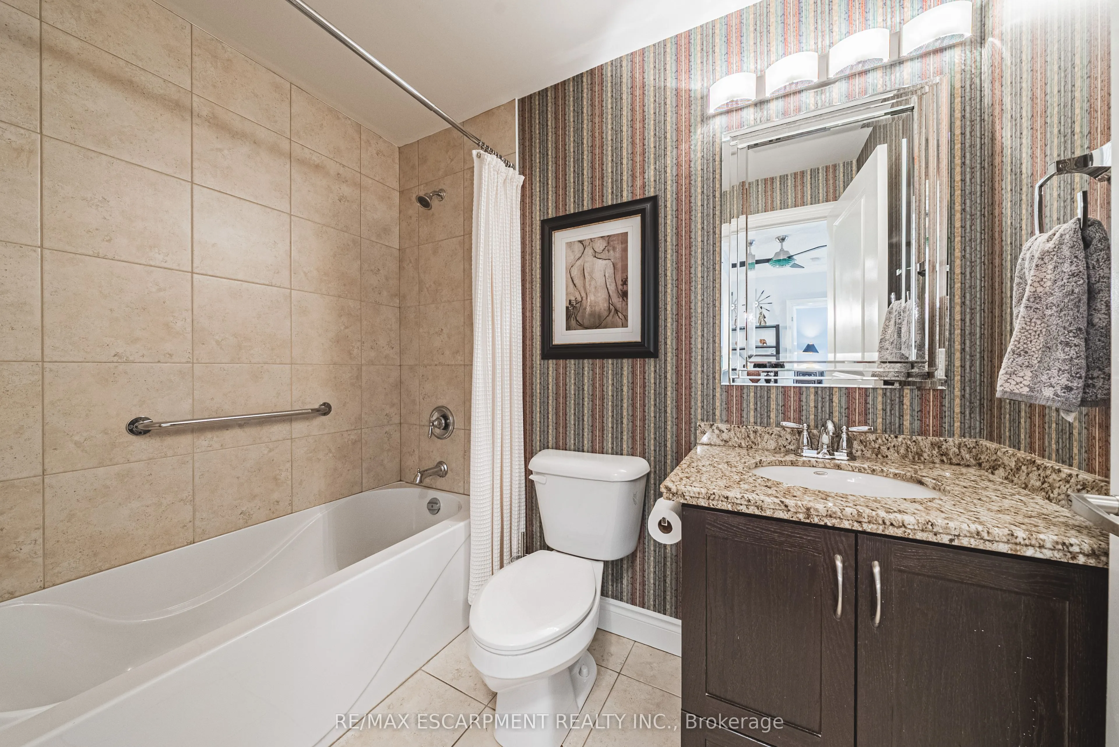 125 Wilson Street W #107