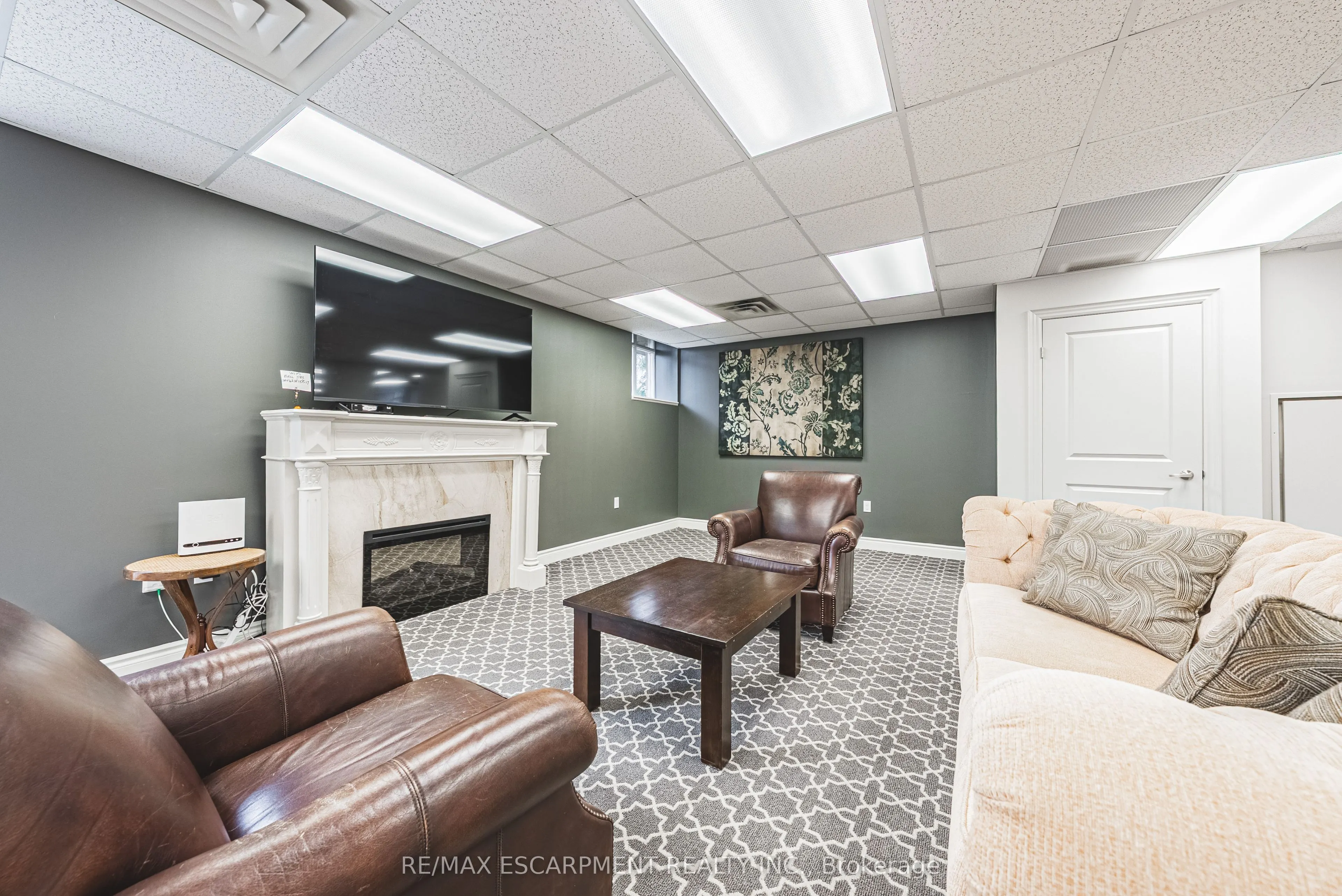 125 Wilson Street W #107