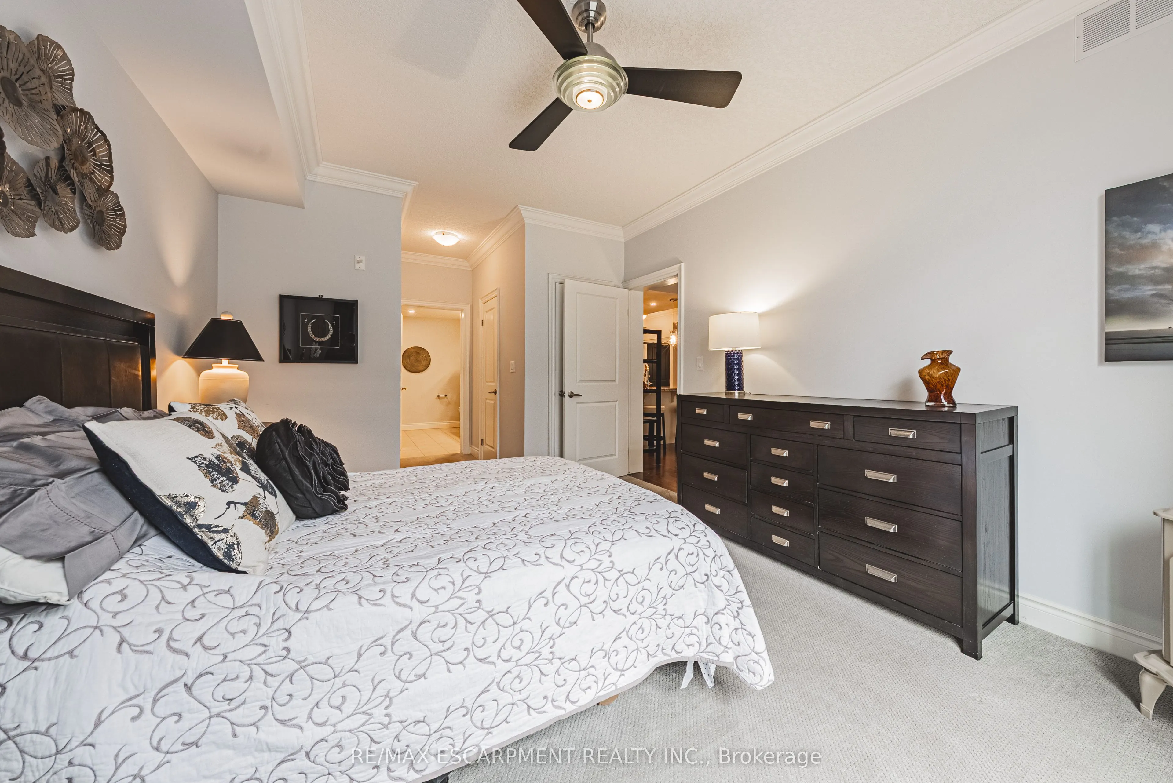 125 Wilson Street W #107