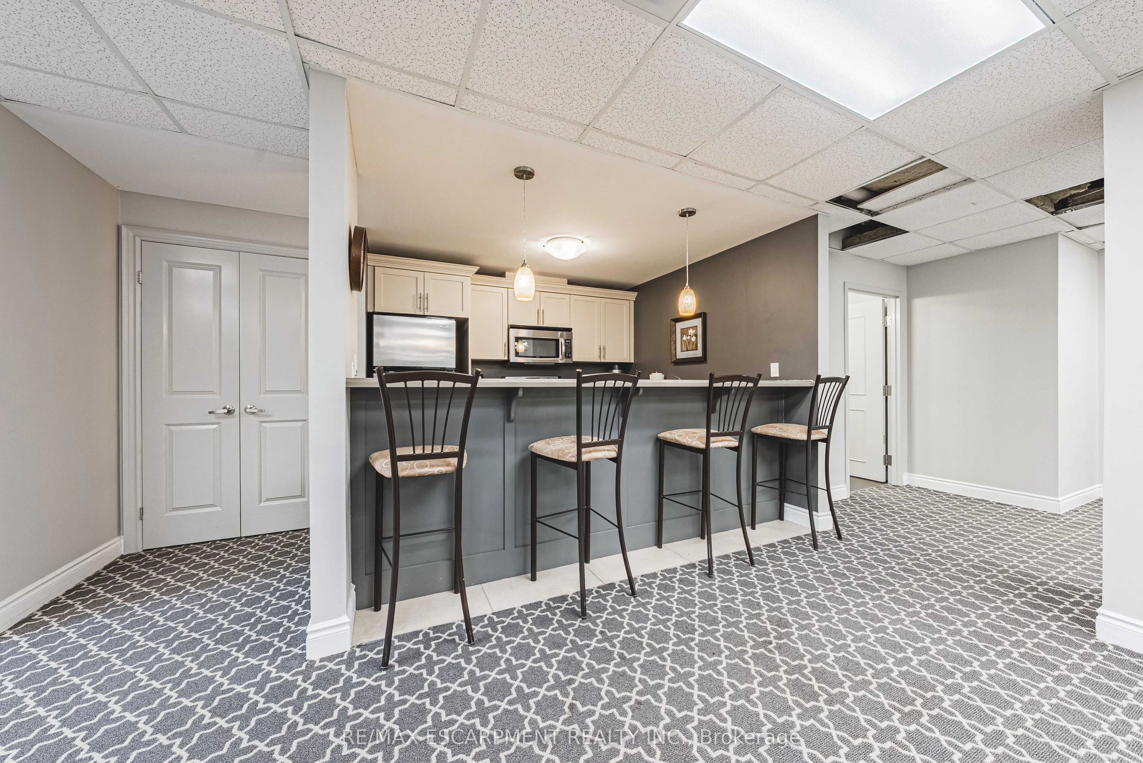 125 Wilson Street W #107