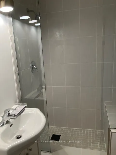 4-6 ONTARIO Street #2