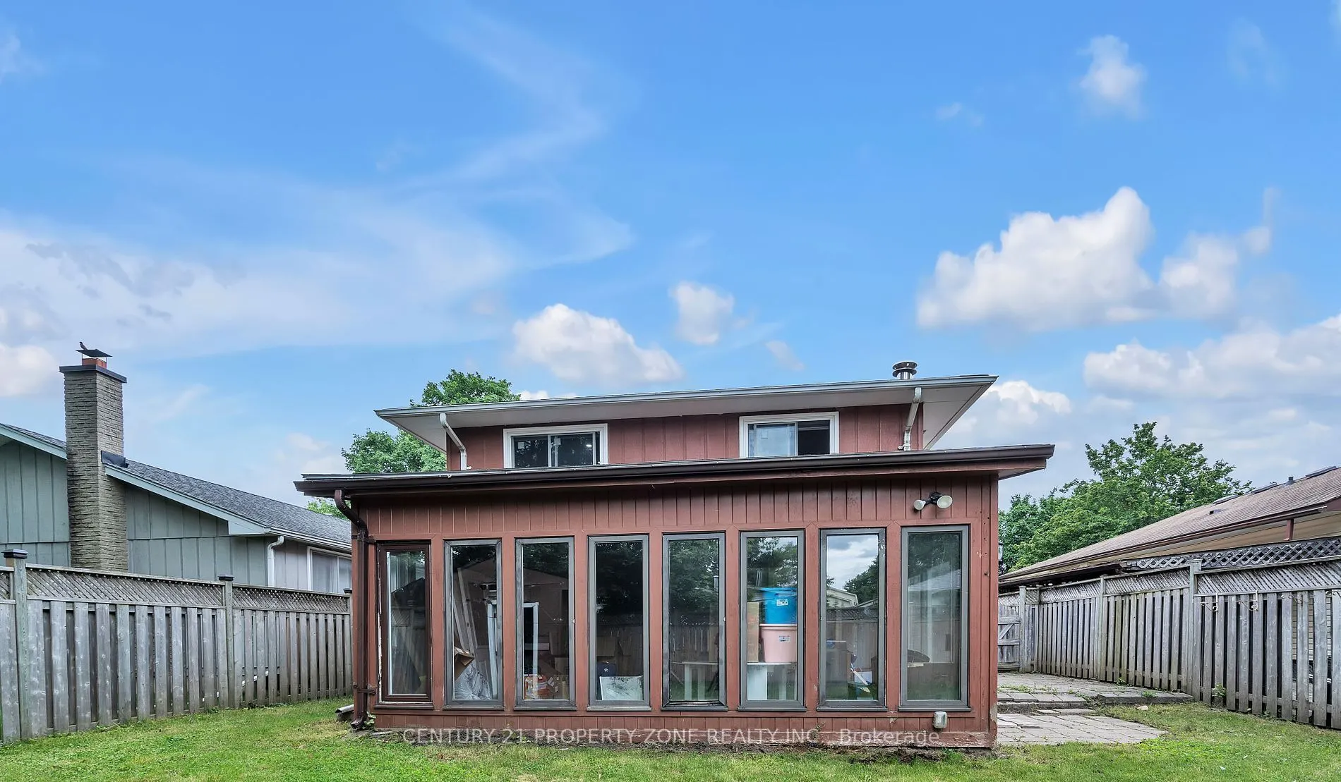 19 Stroud Crescent