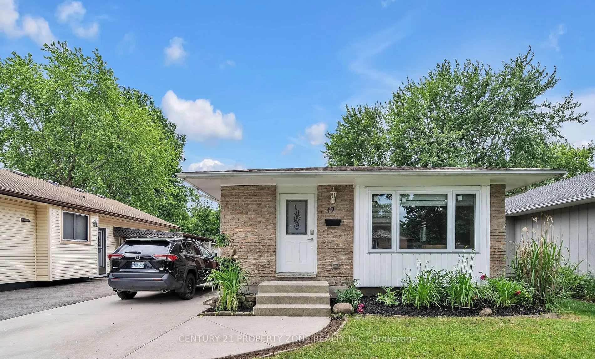 19 Stroud Crescent