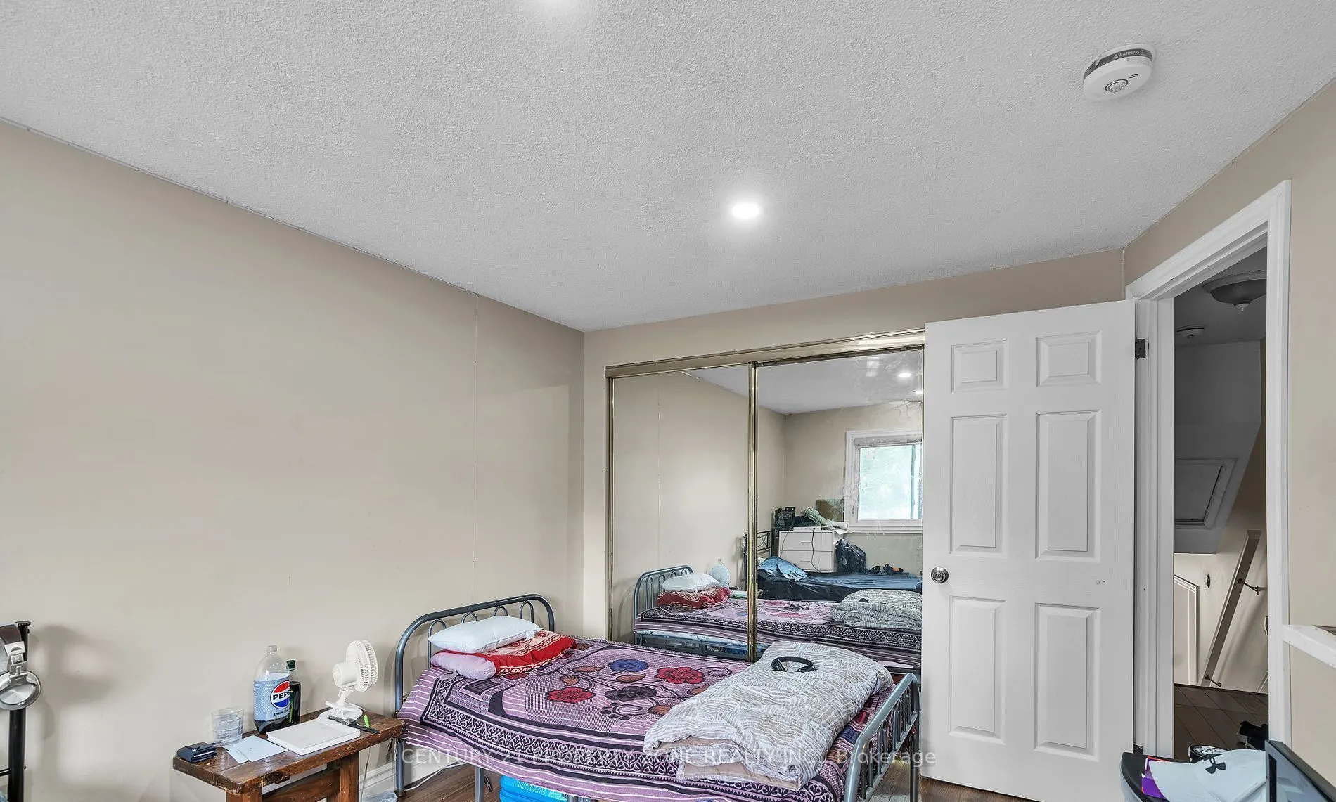 19 Stroud Crescent
