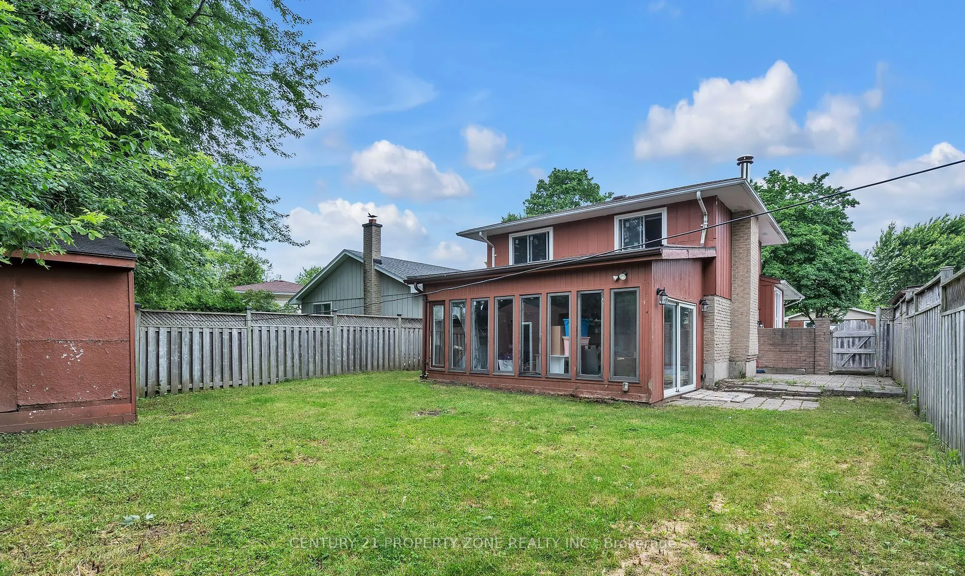 19 Stroud Crescent