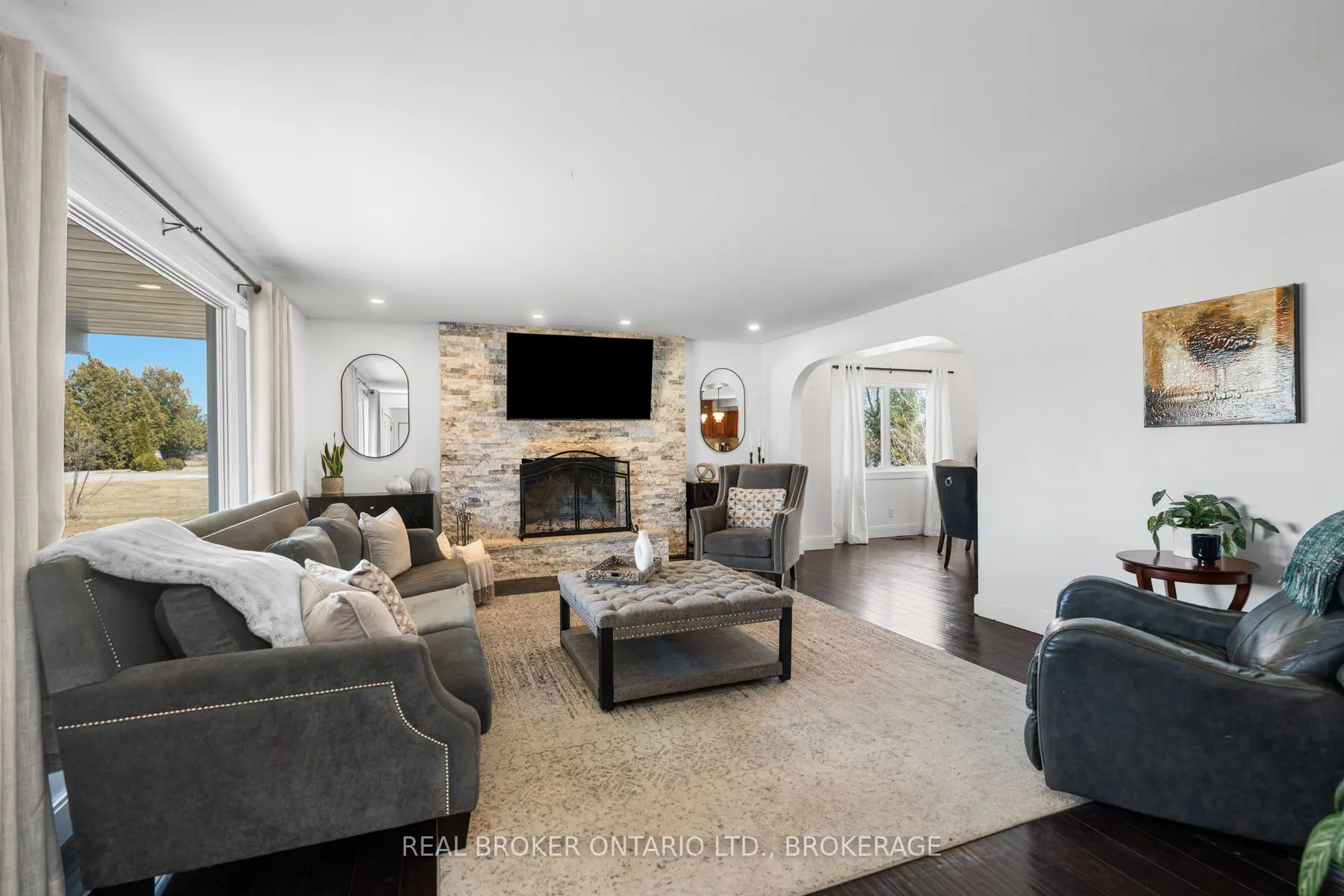 9658A Loyalist Parkway
