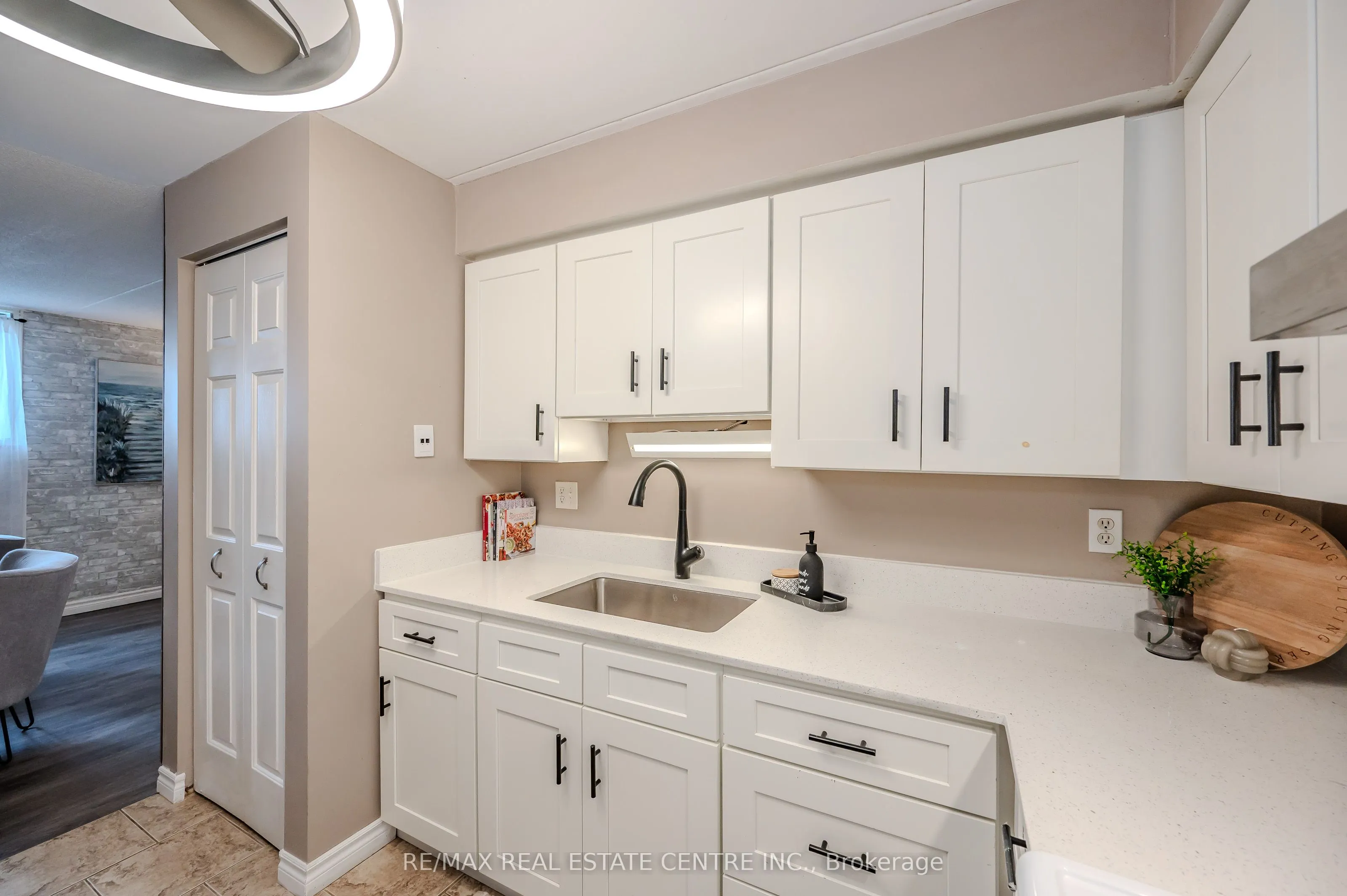 323 Northlake Drive, #3