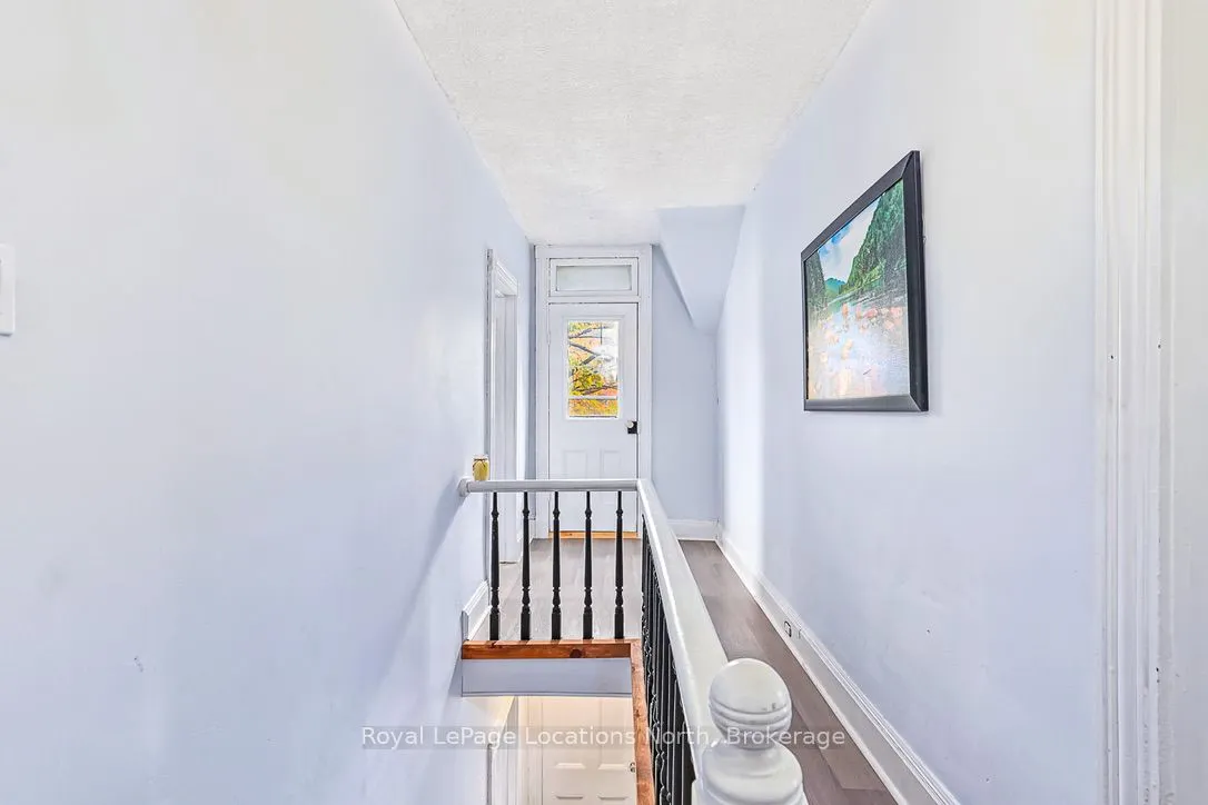 137662 GREY ROAD 12