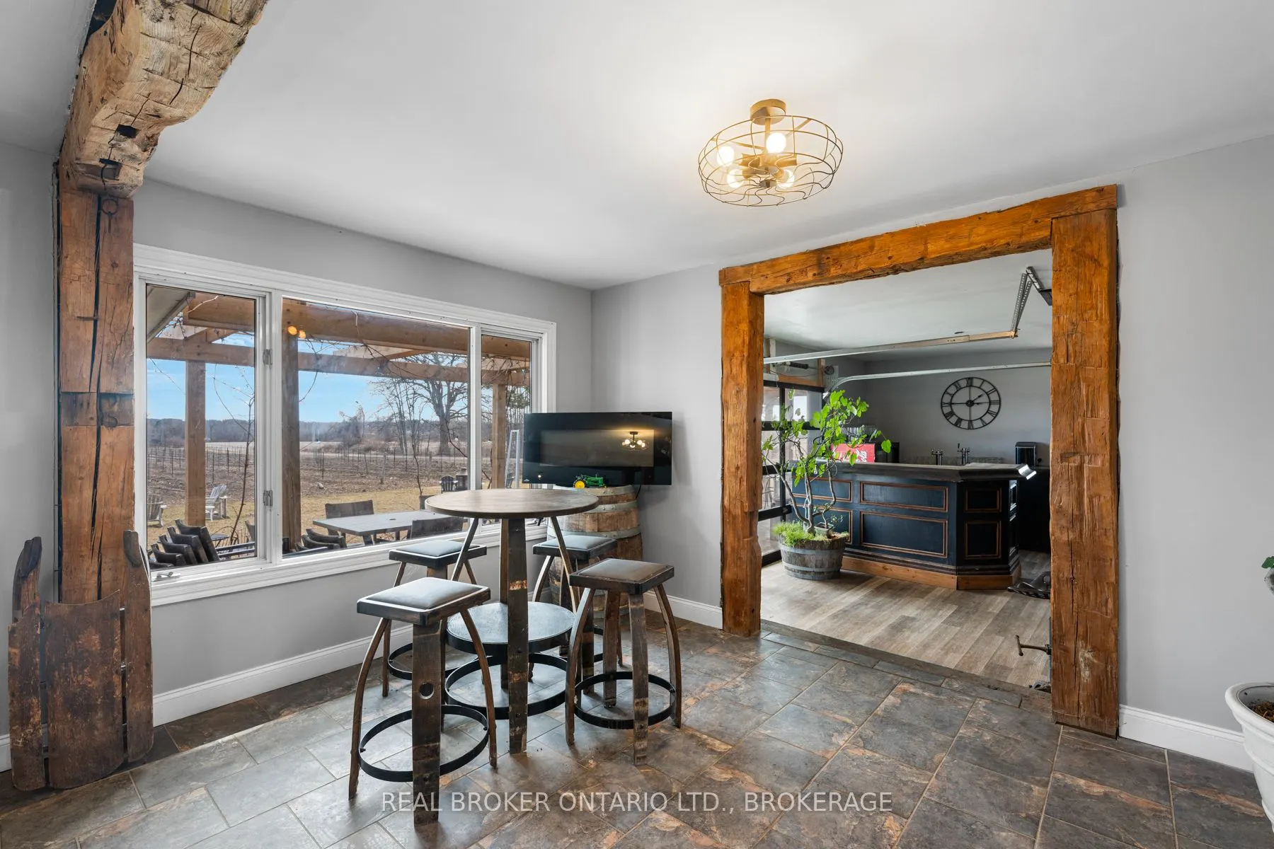 9656 Loyalist Parkway