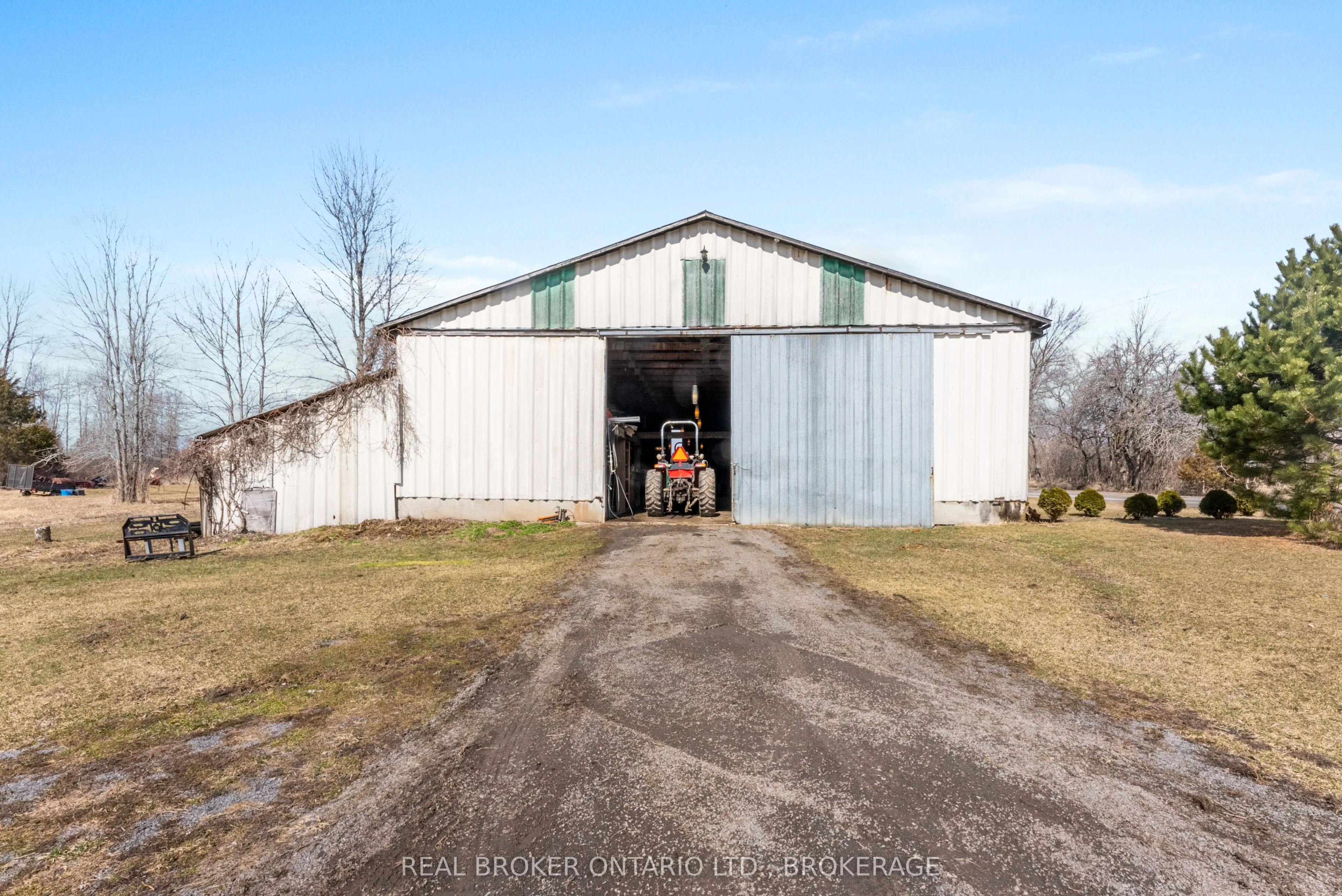 9656 Loyalist Parkway