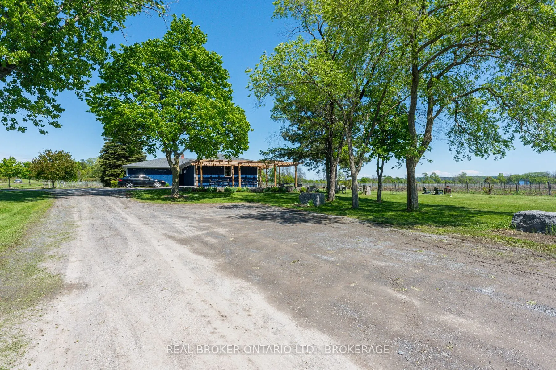 9656 Loyalist Parkway