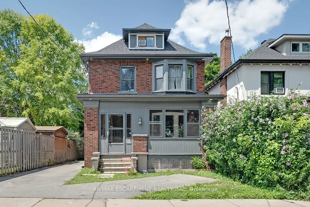 38 Ashford Boulevard, #Main Floor