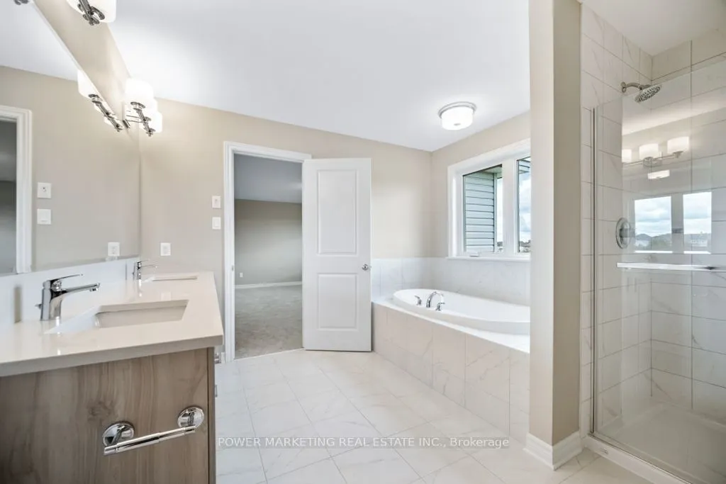 848 SNOWDROP Crescent
