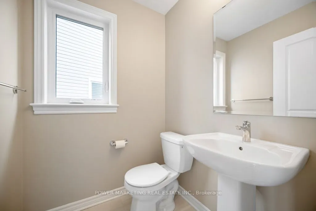 848 SNOWDROP Crescent