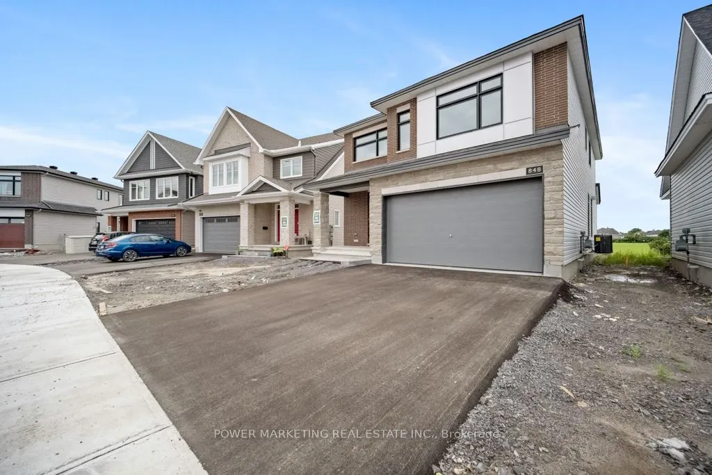 848 SNOWDROP Crescent