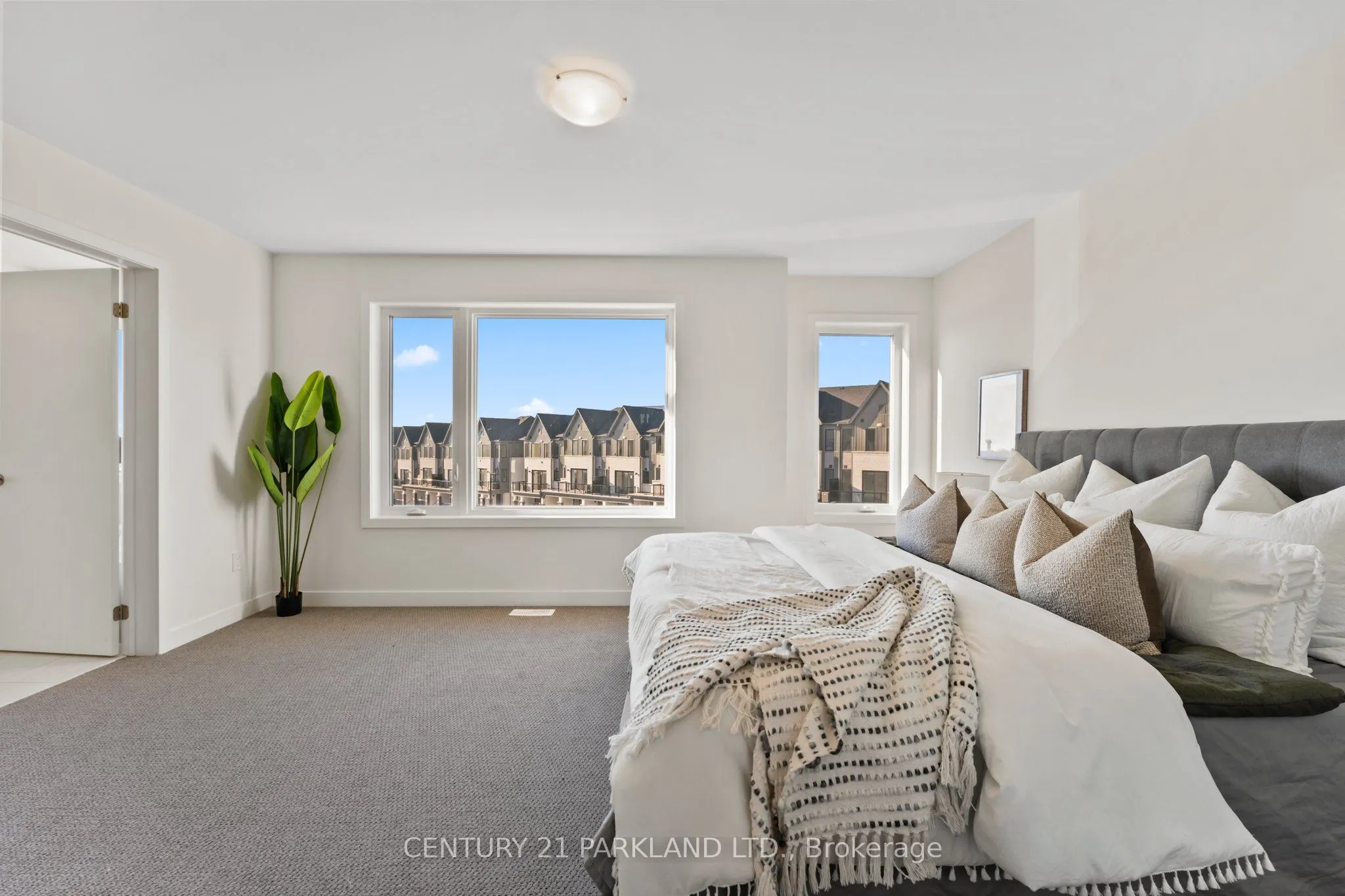 160 Densmore Road, ##3