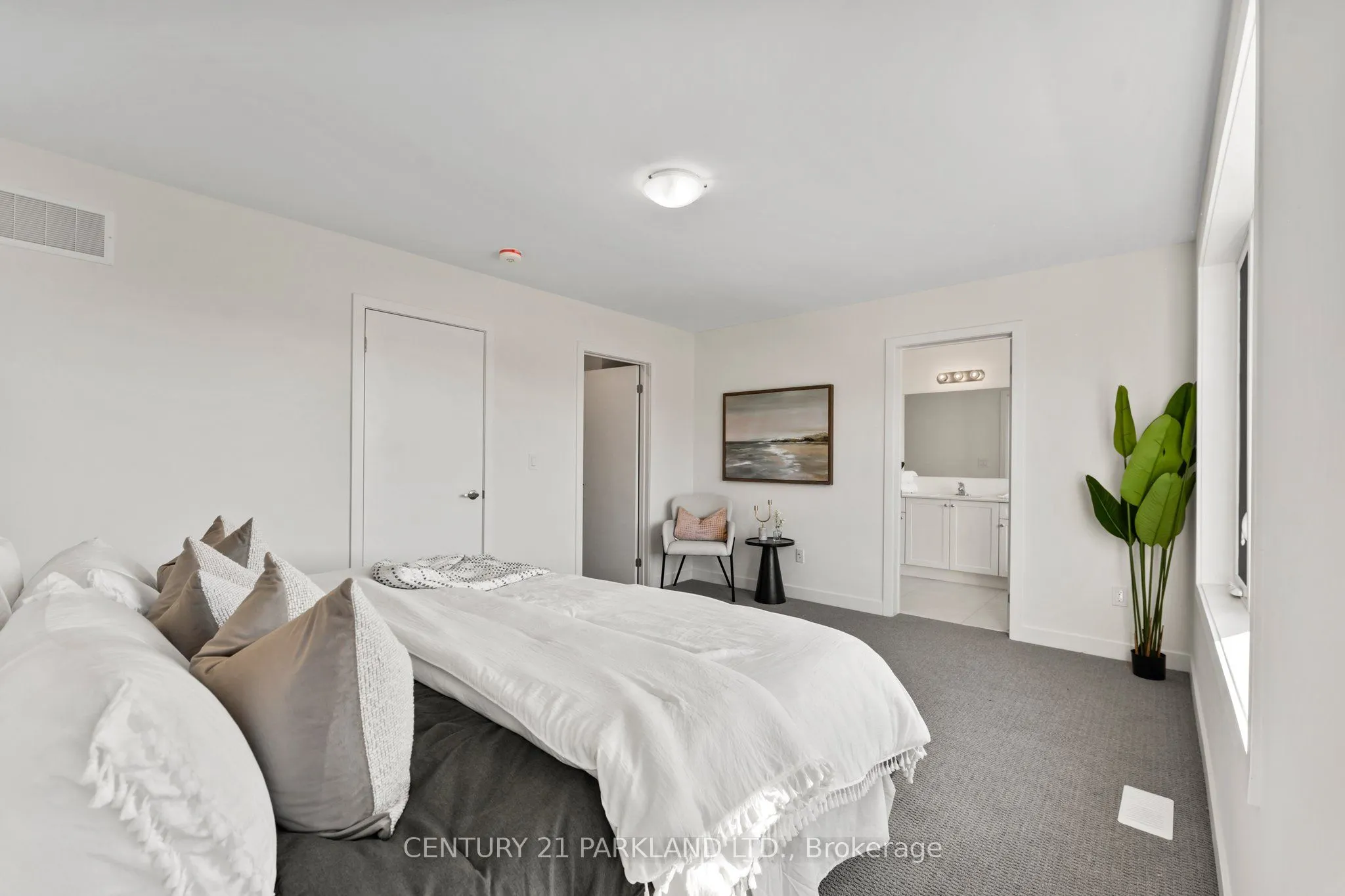 160 Densmore Road, ##3