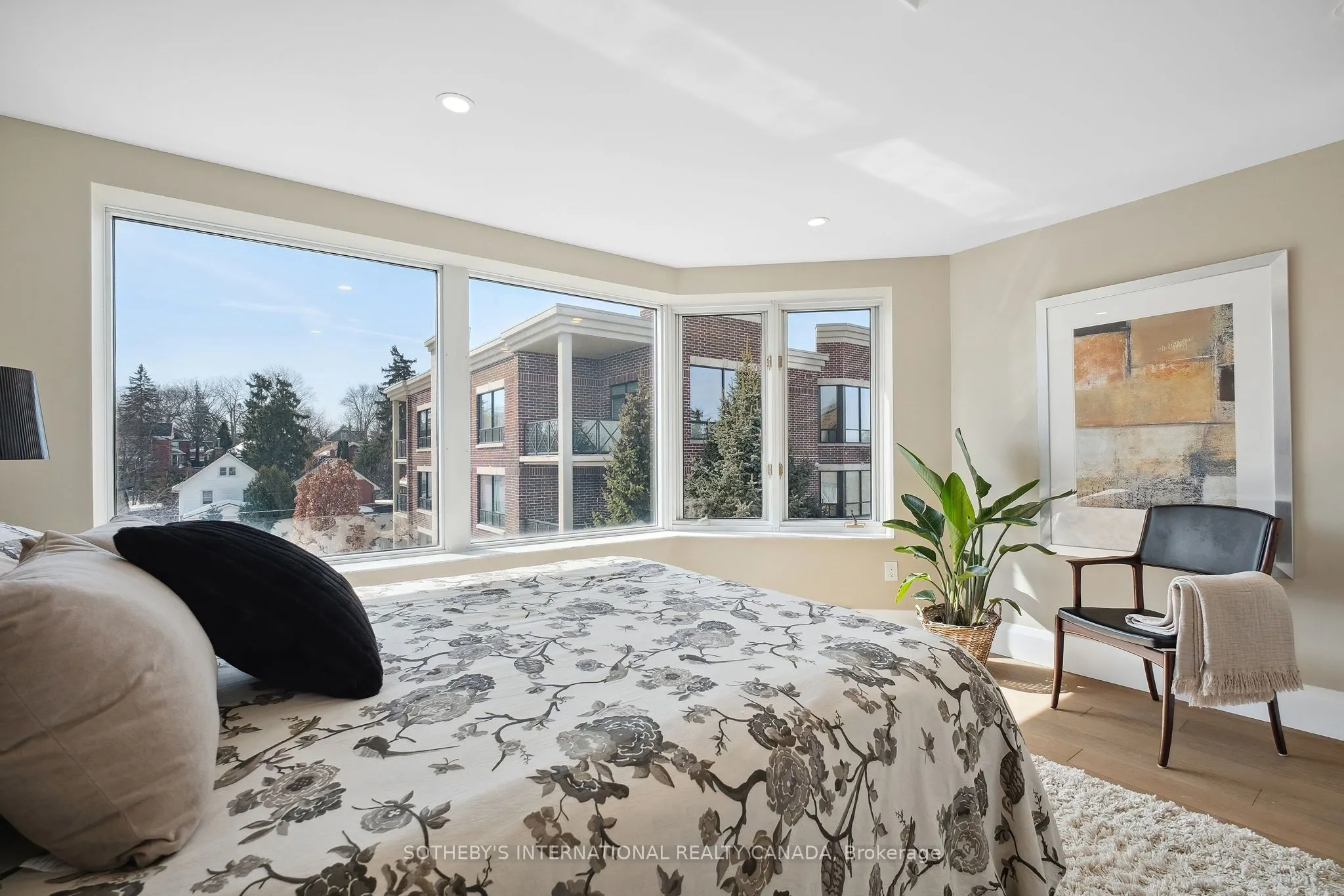 30 Front Street #401
