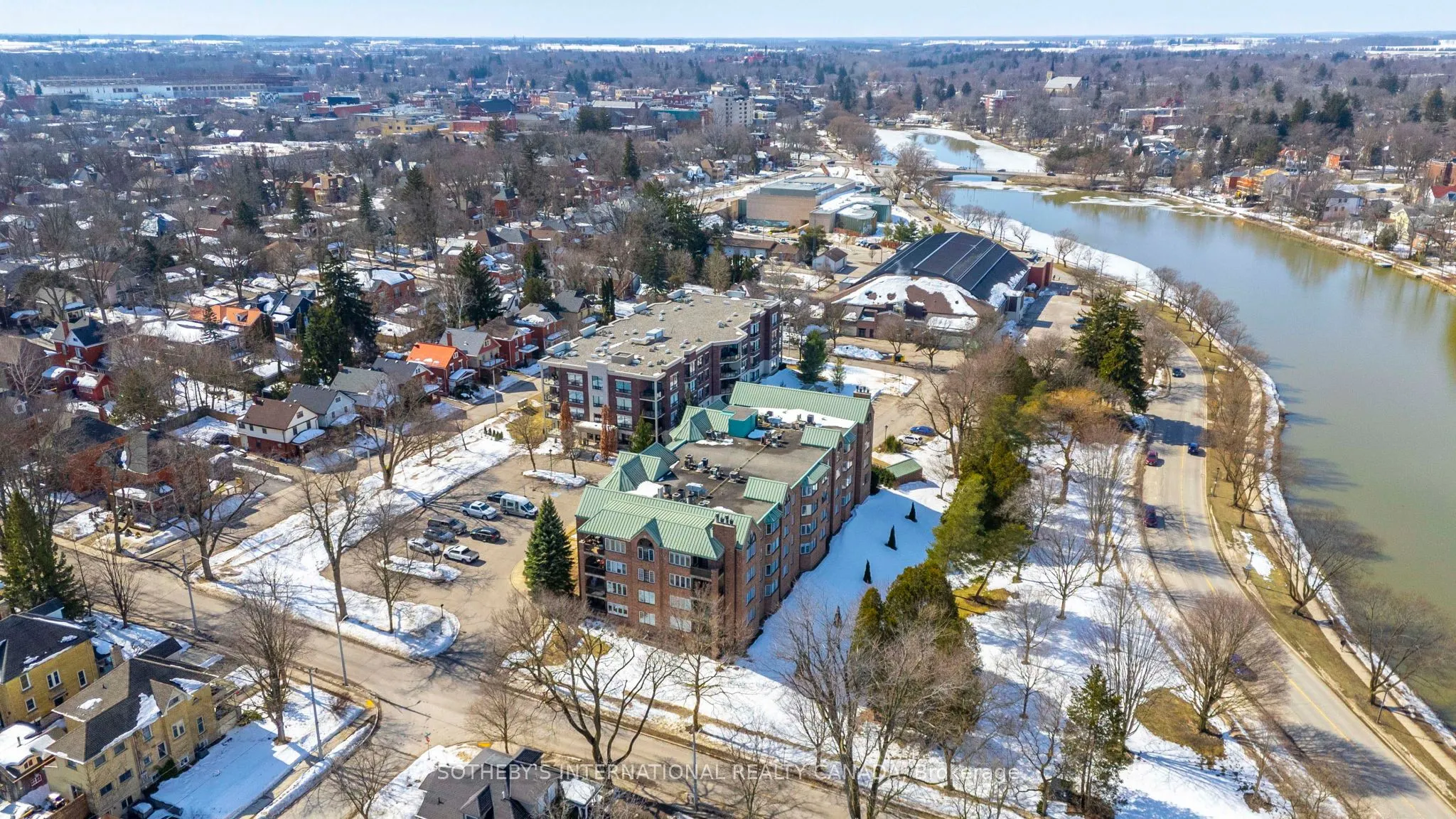 30 Front Street #401