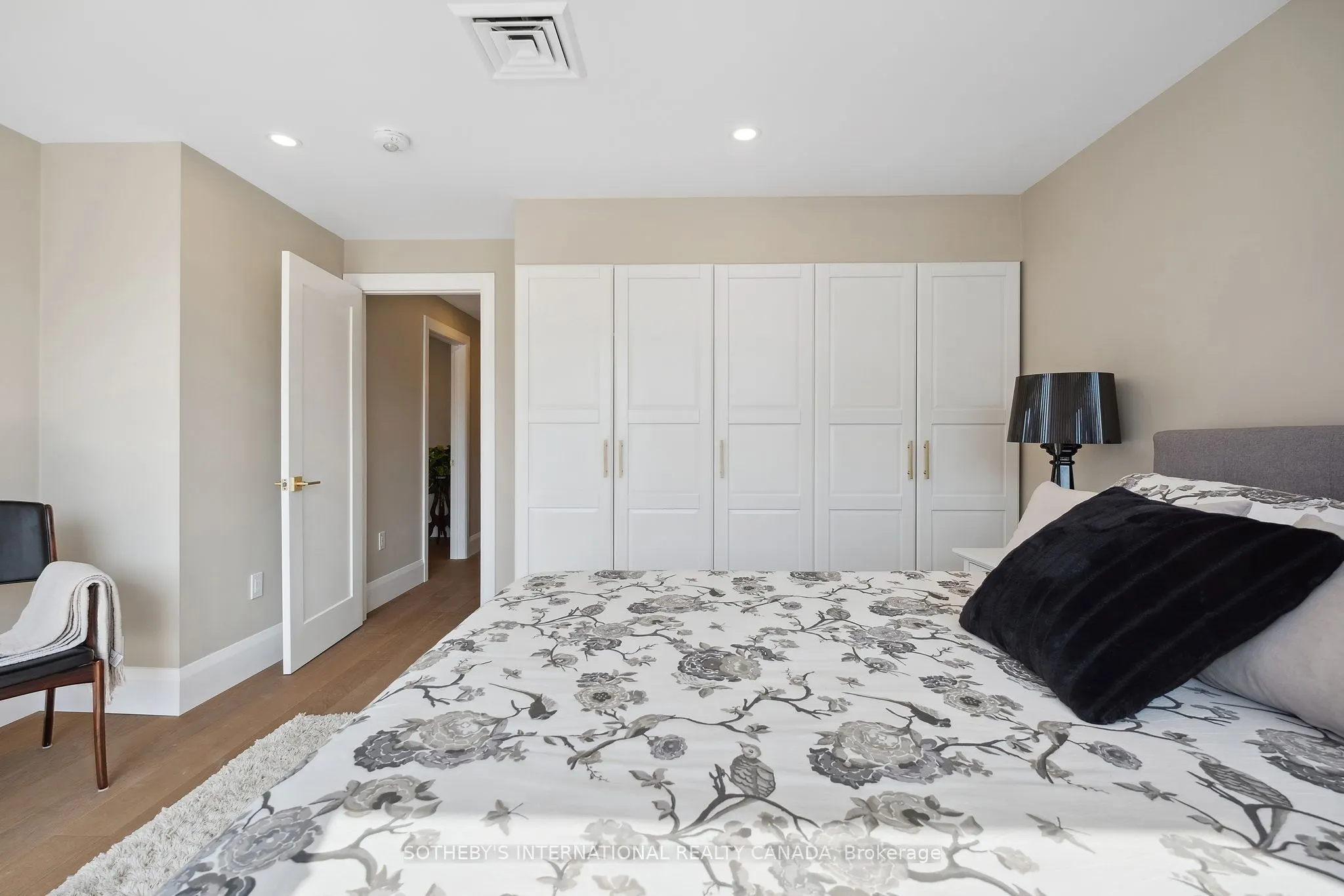 30 Front Street #401