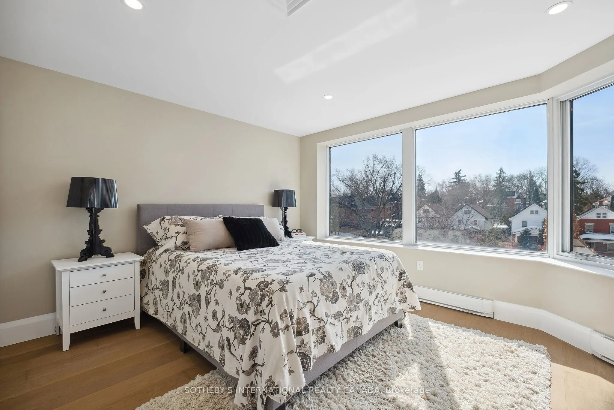 30 Front Street #401