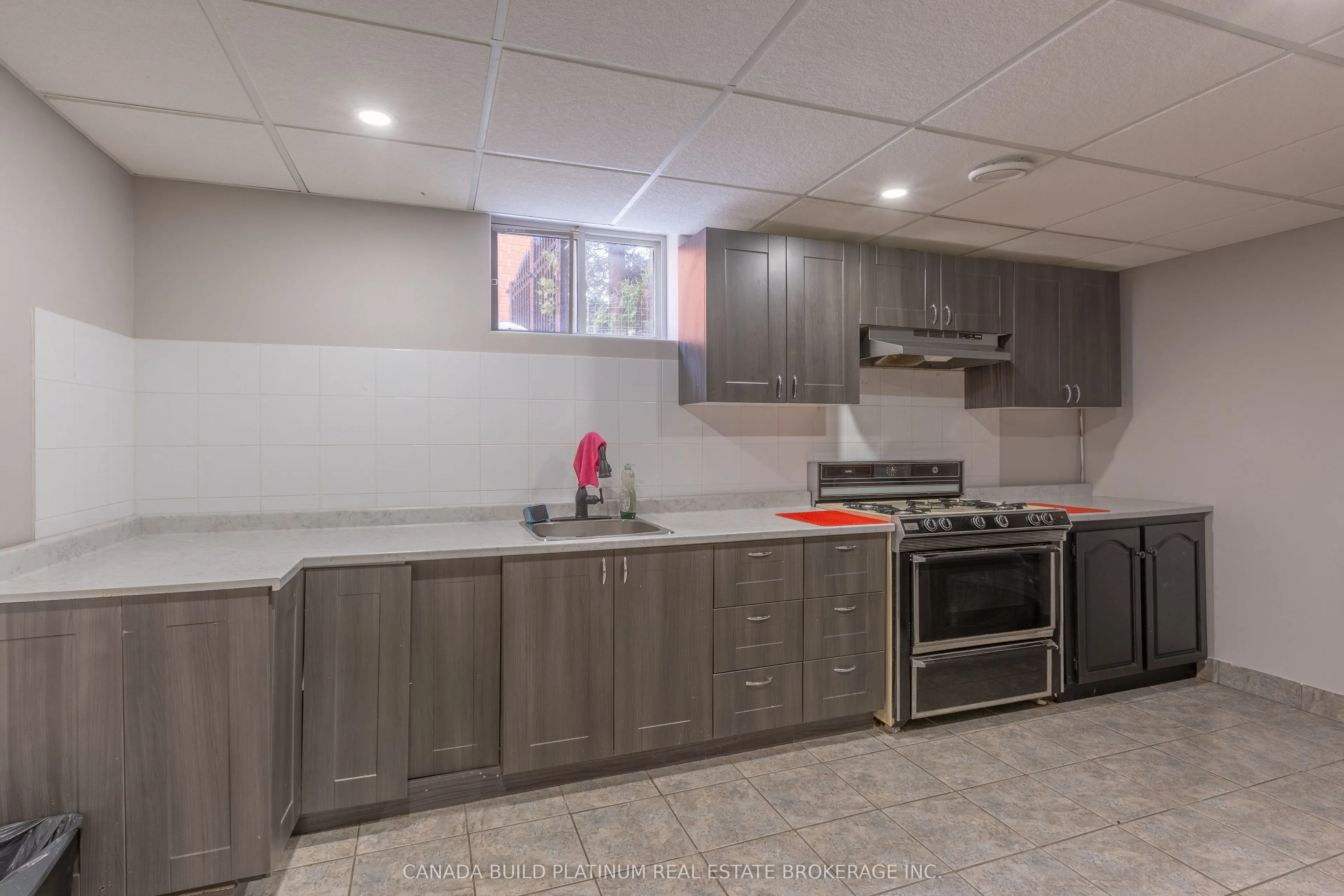 150 Seymour Crescent