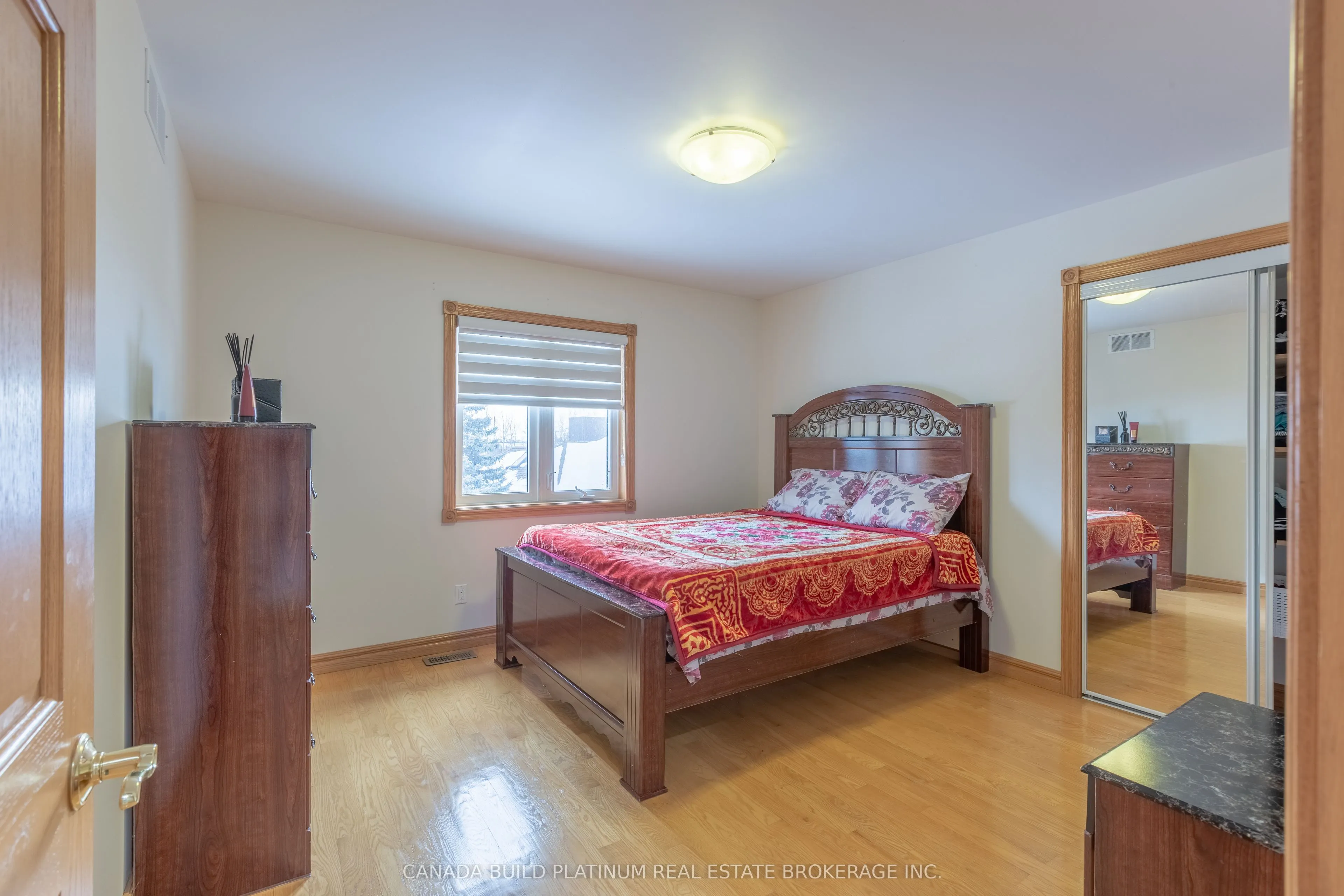 150 Seymour Crescent