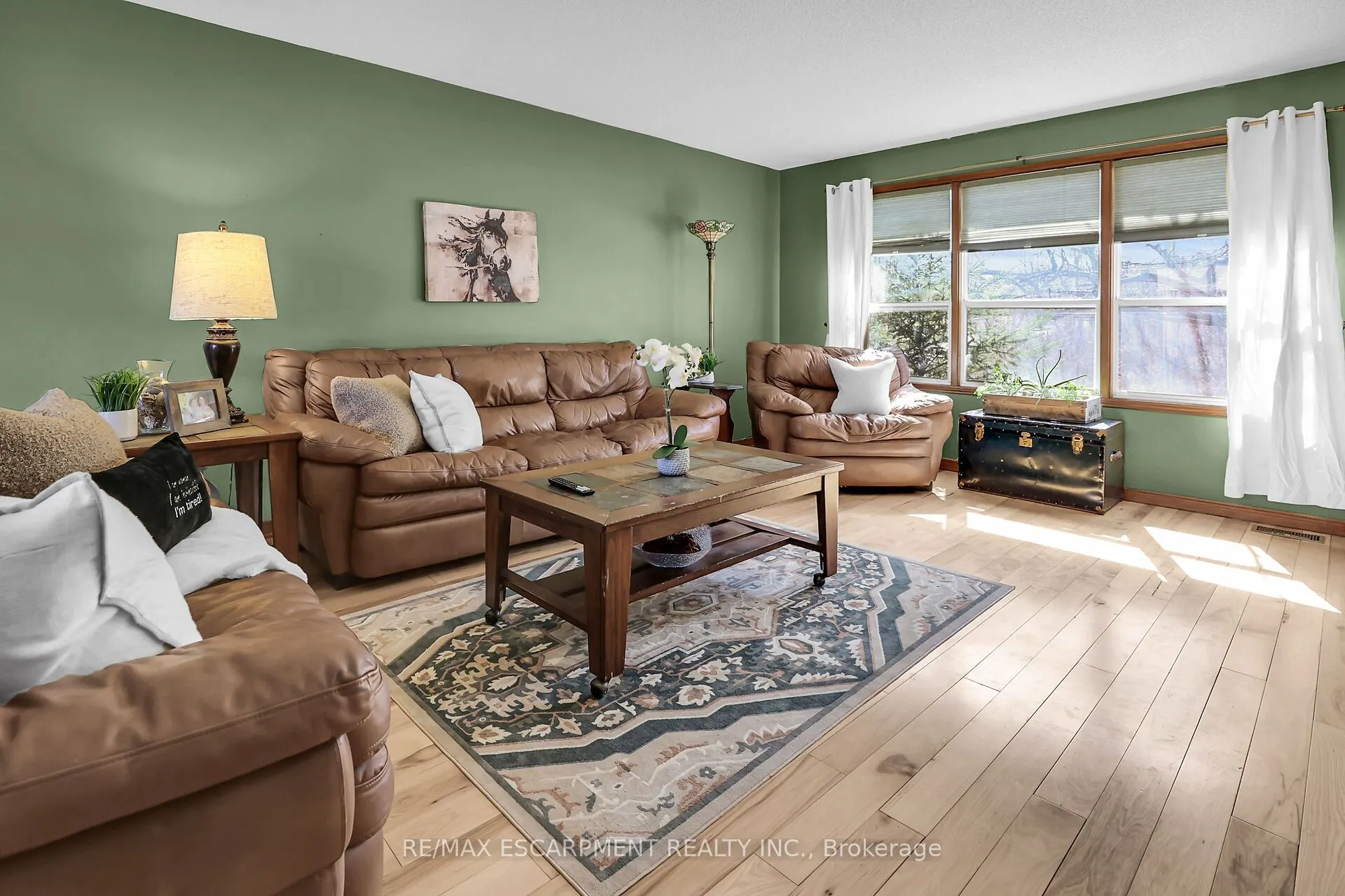 5001 Hillside Drive