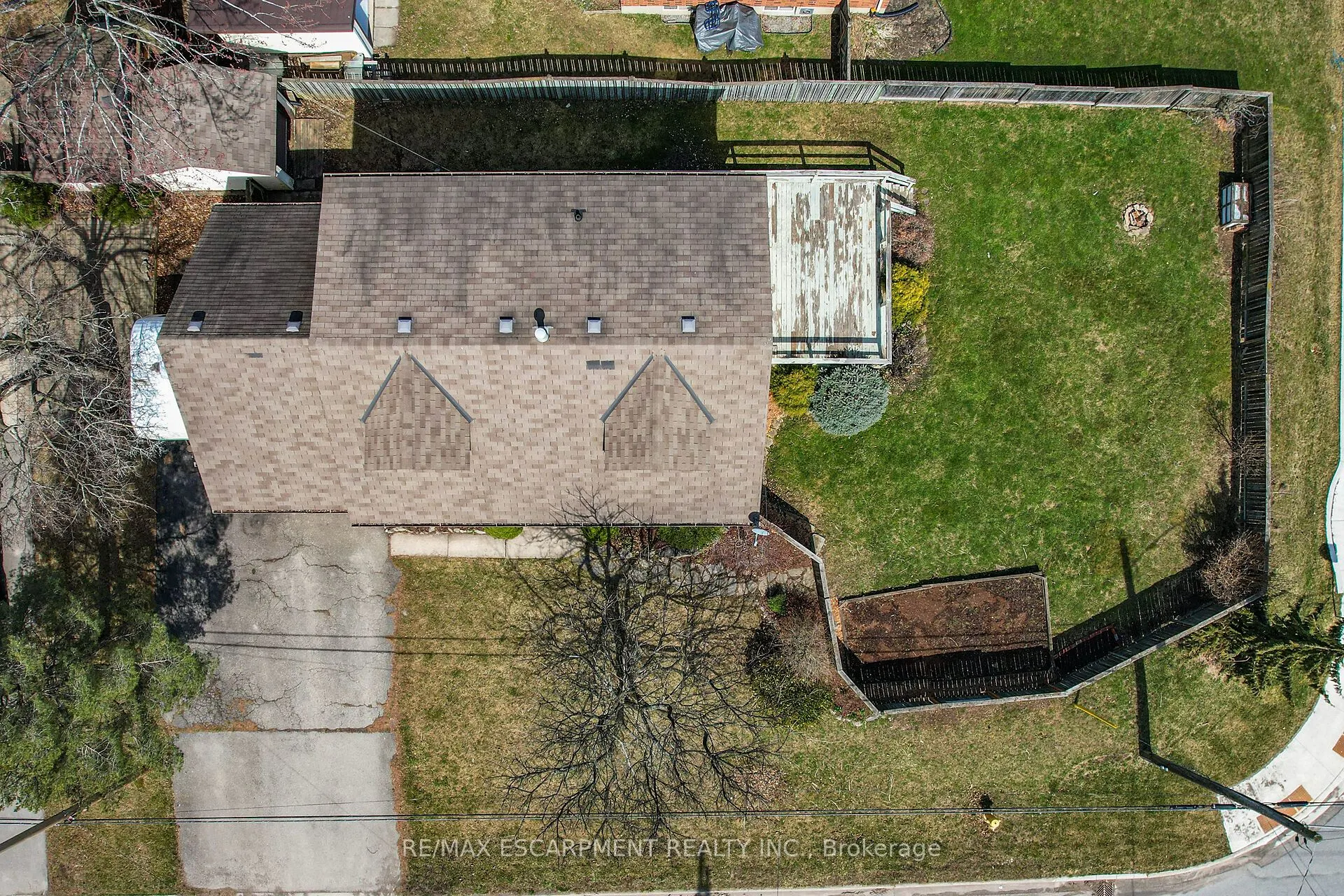 5001 Hillside Drive