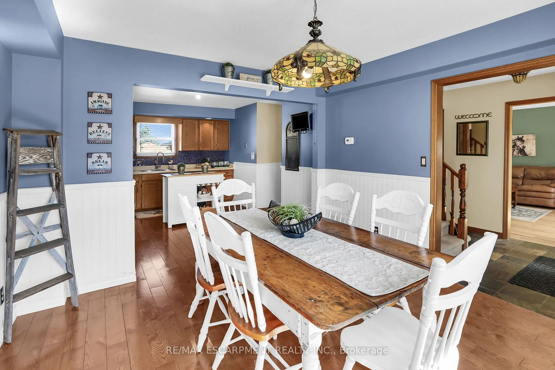 5001 Hillside Drive