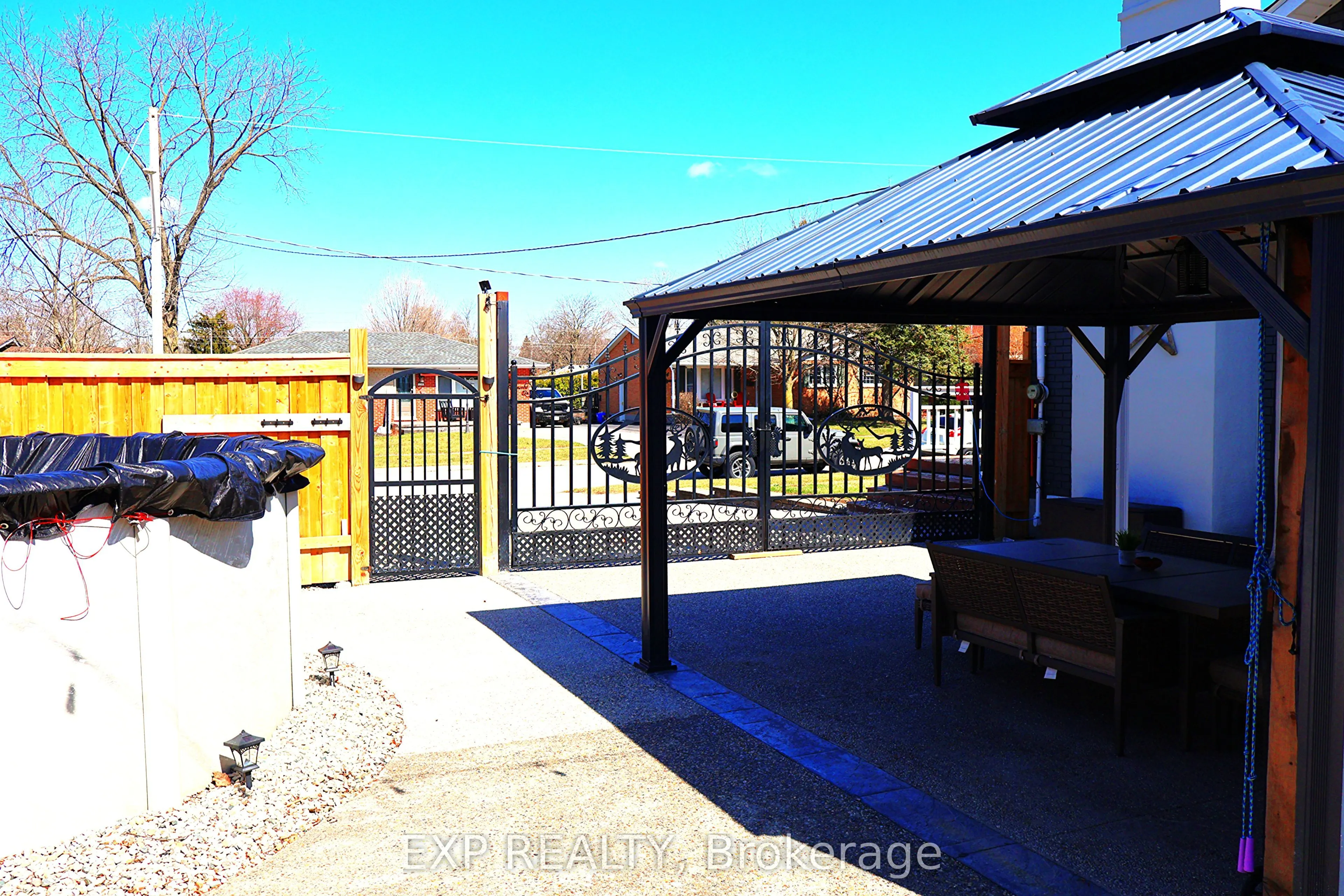 255 Edgewood Drive