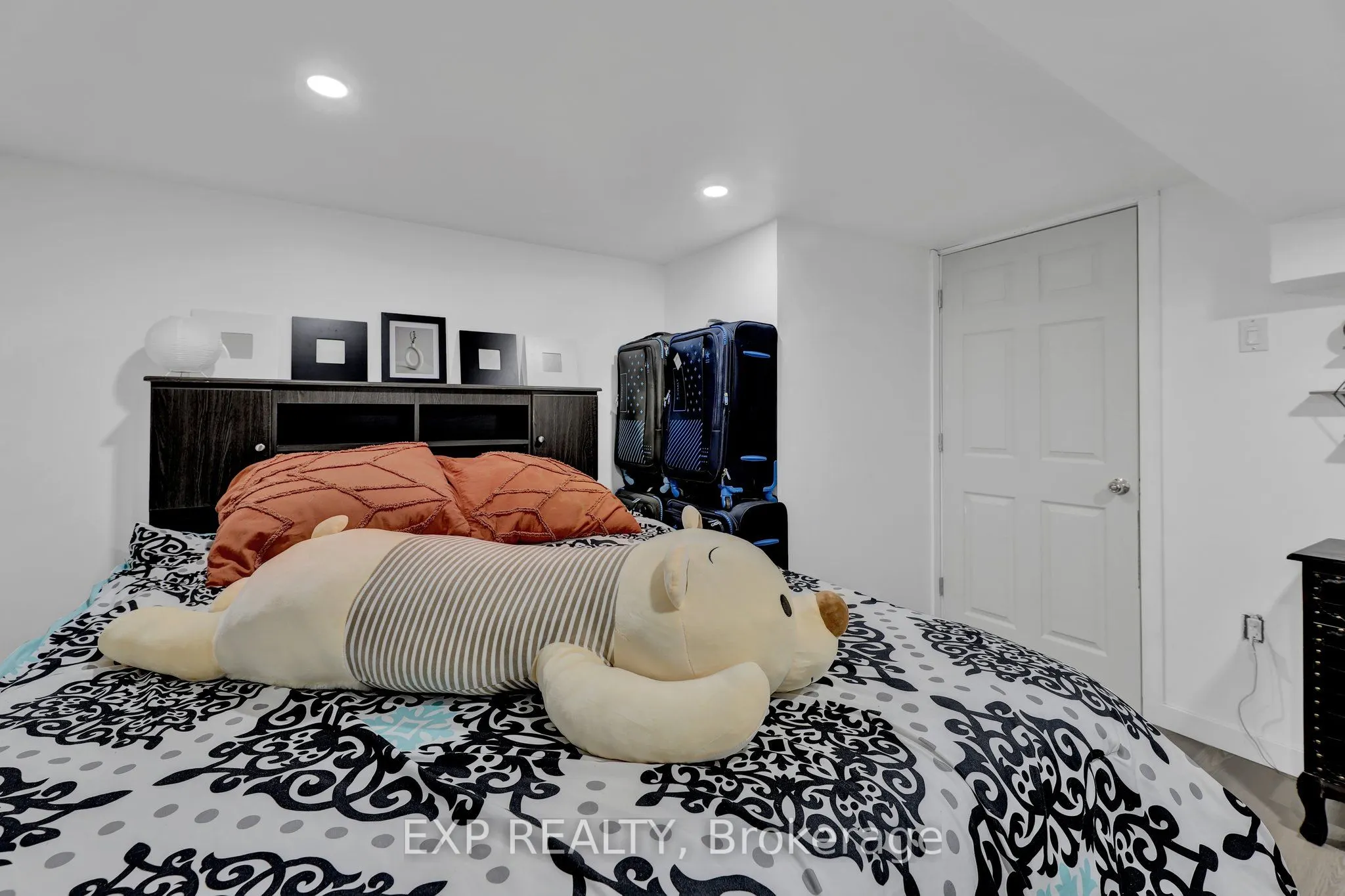 255 Edgewood Drive