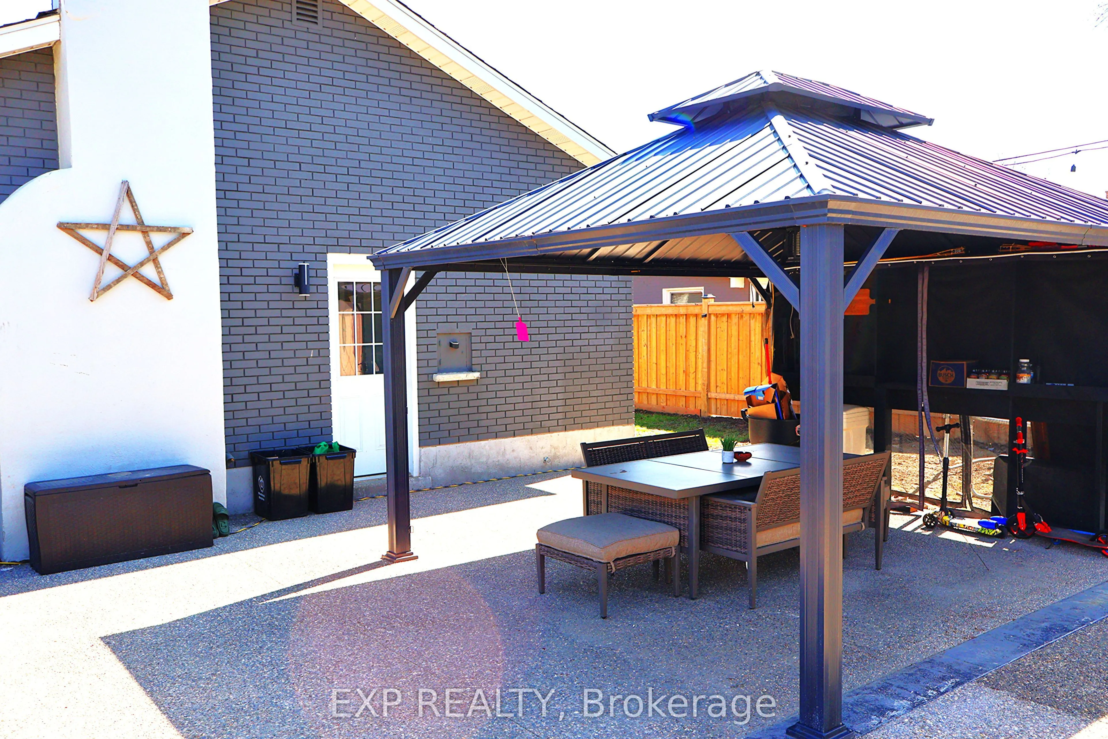 255 Edgewood Drive