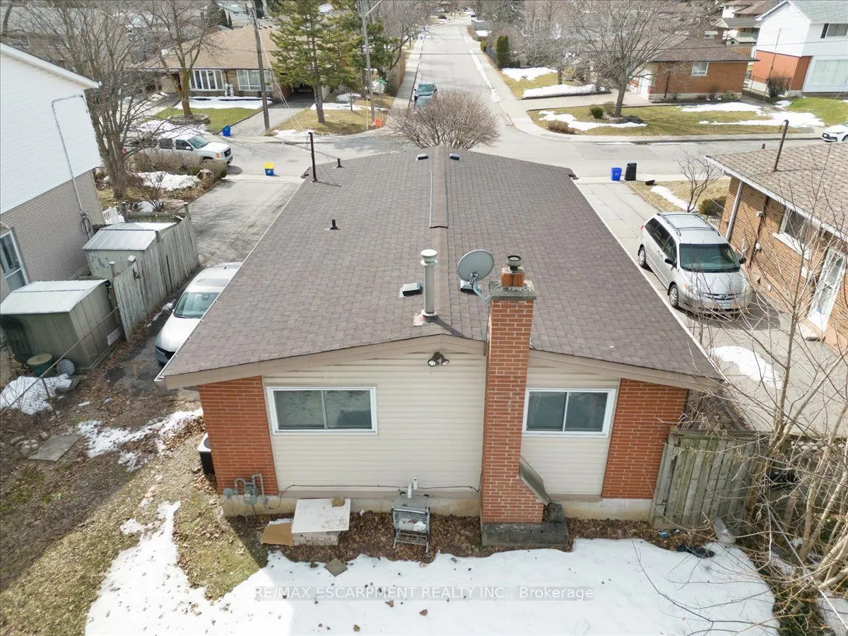 37 Lilacside Drive