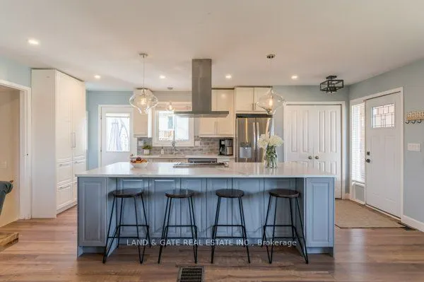 25 Hewson Drive