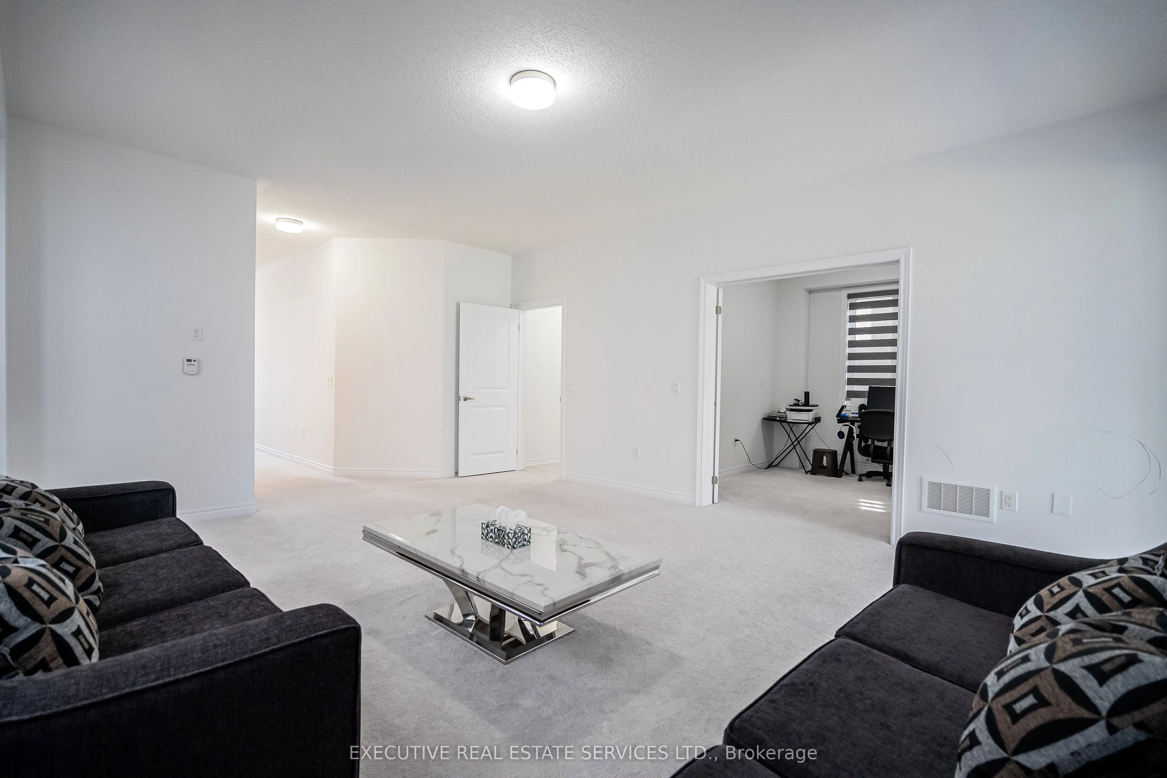 283 Rea Drive N