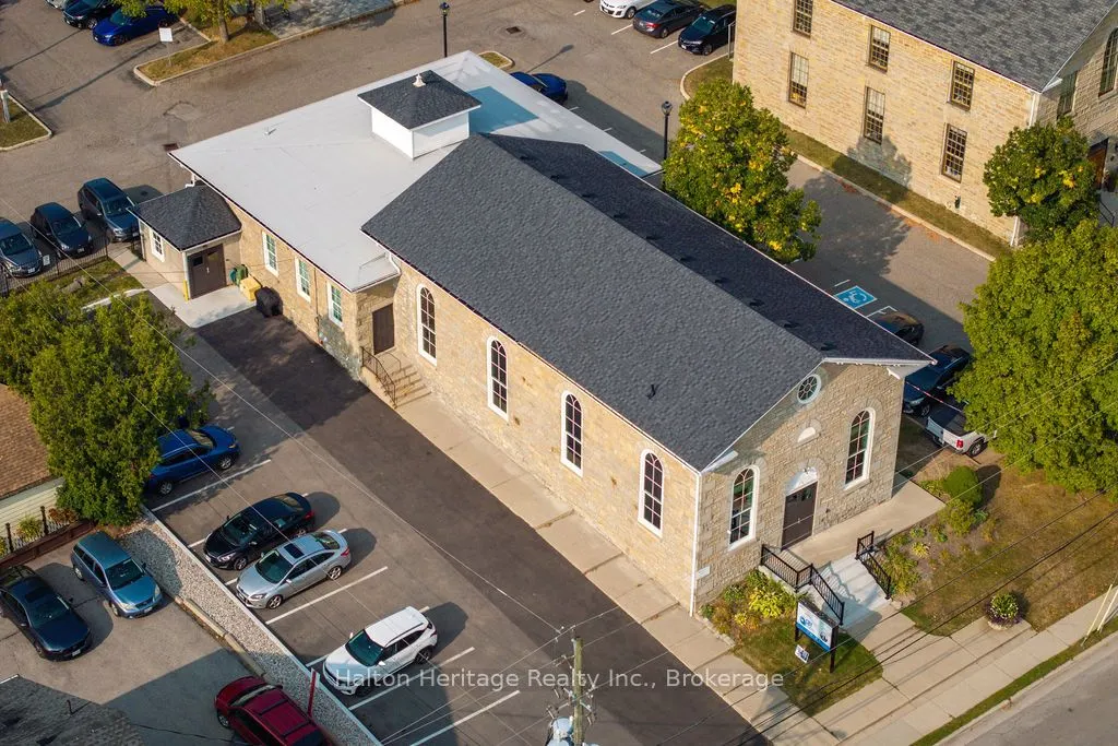 21 Mill Street N
