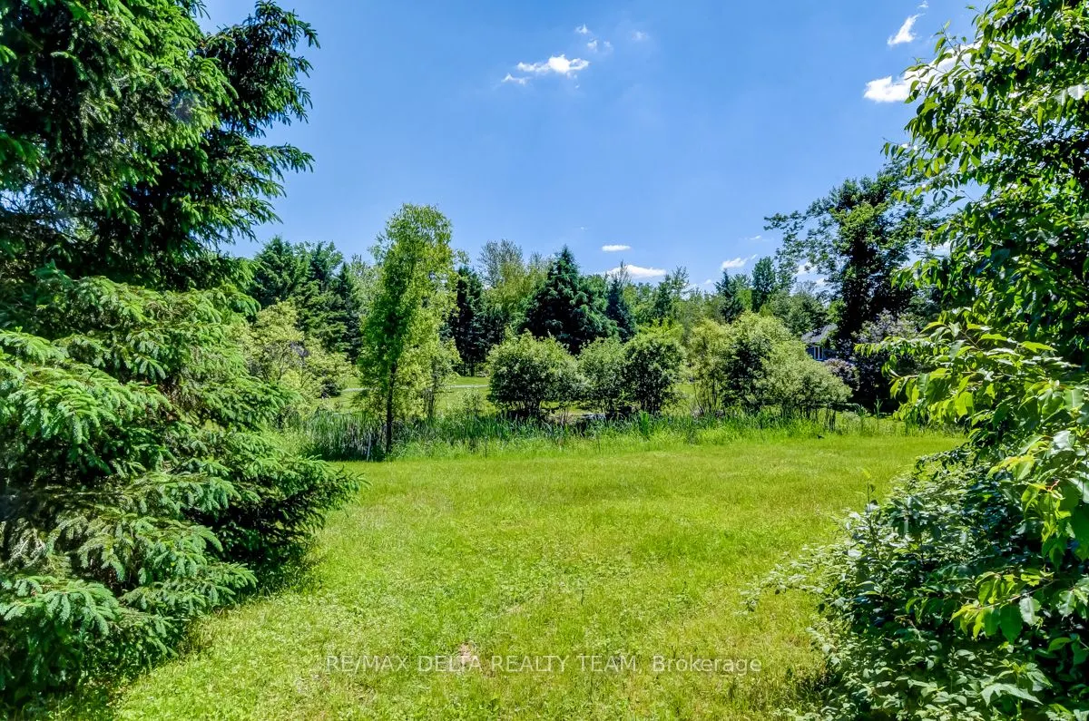 2080 BOUVIER Road