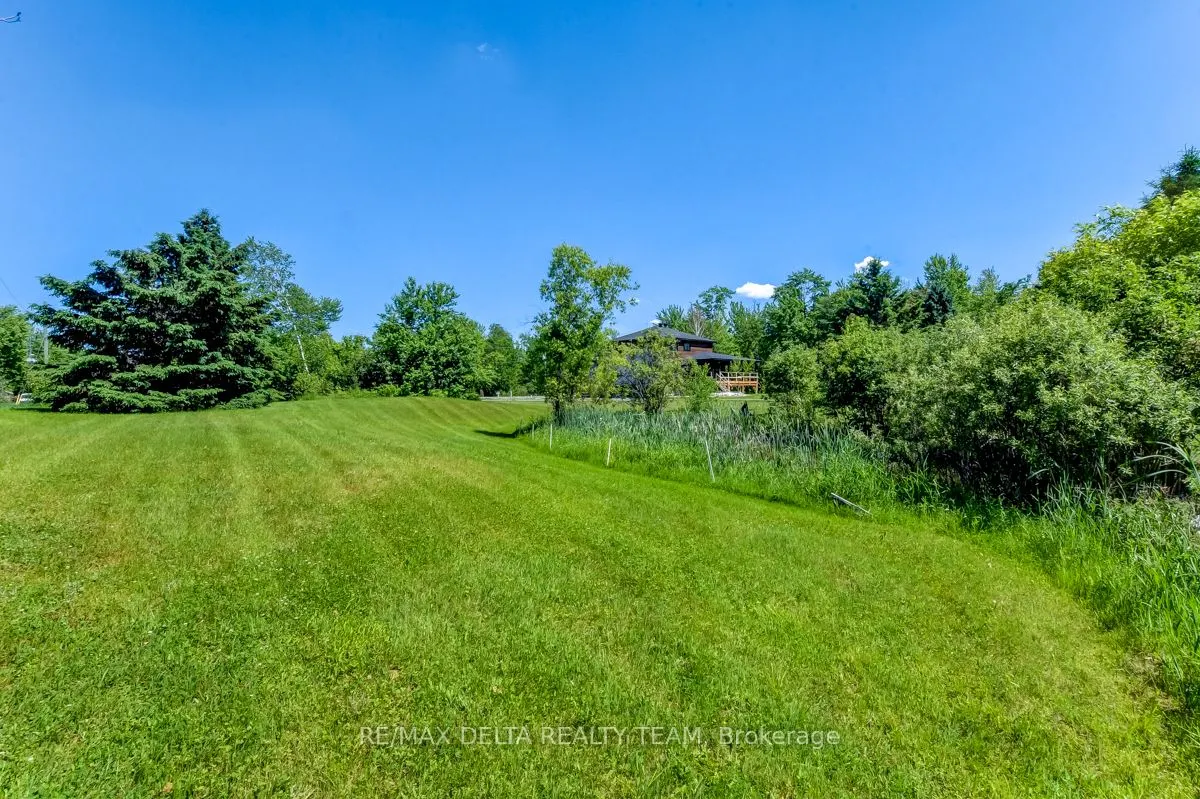 2080 BOUVIER Road