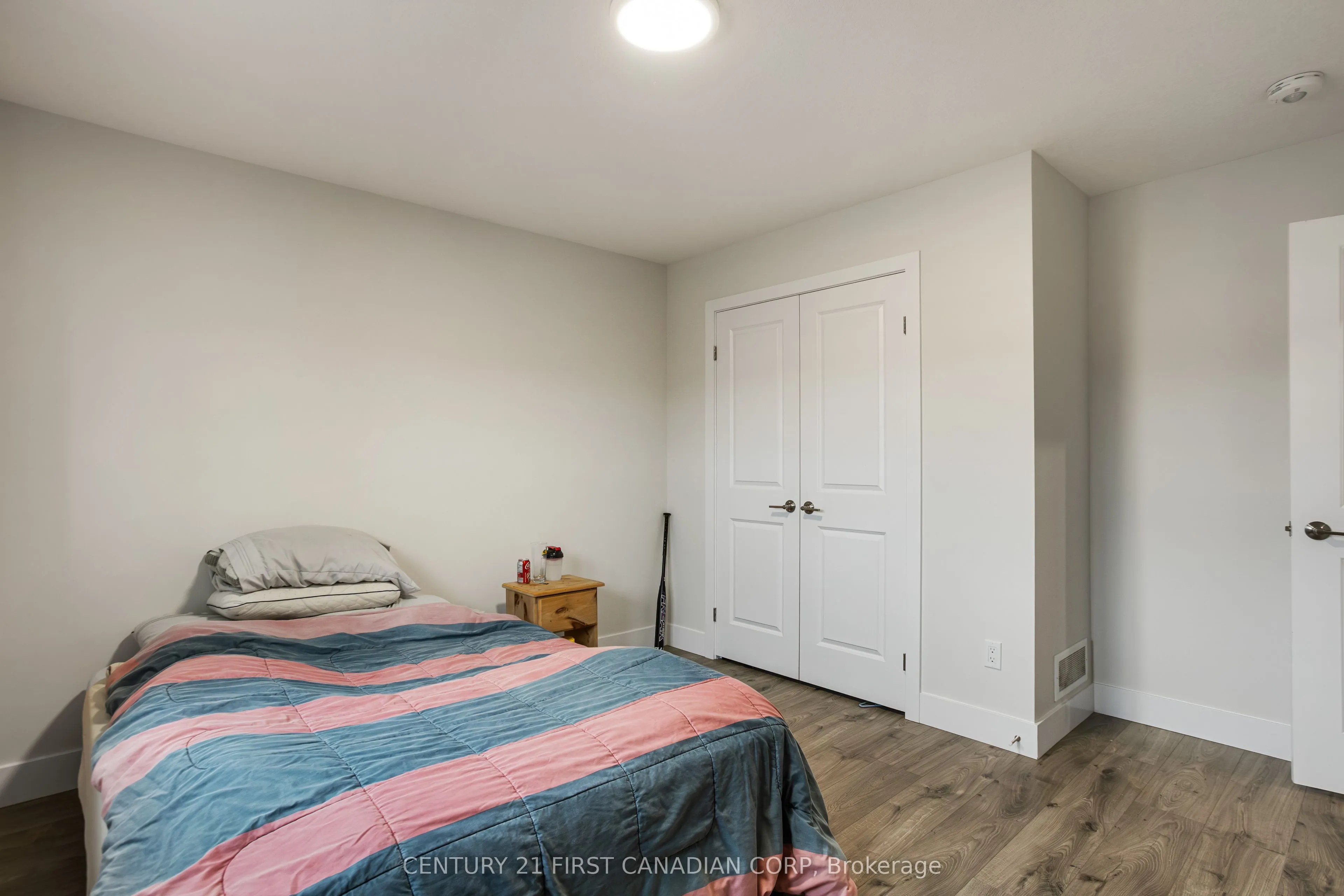 215 ROY MCDONALD Drive N
