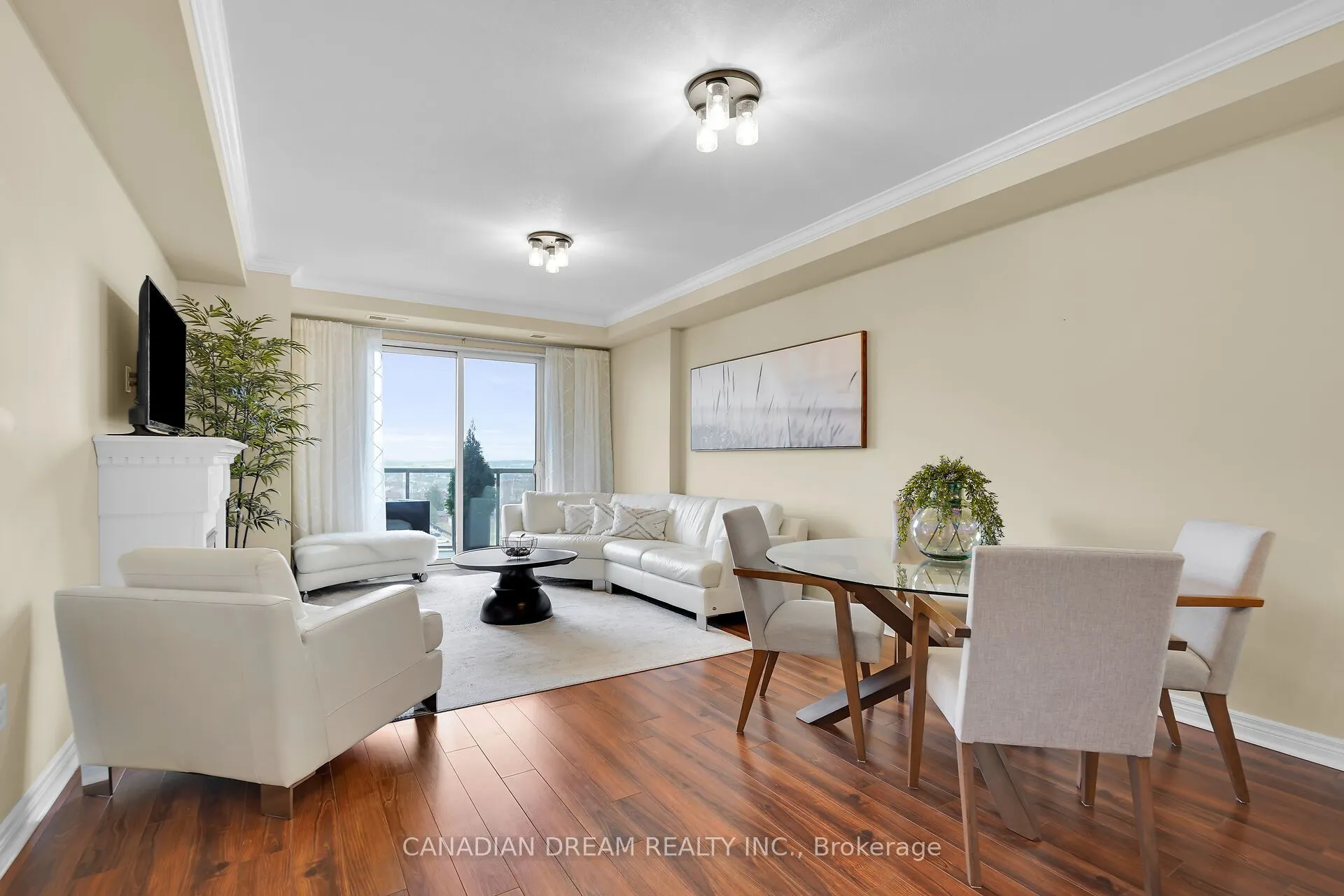 1030 Coronation Drive, #907