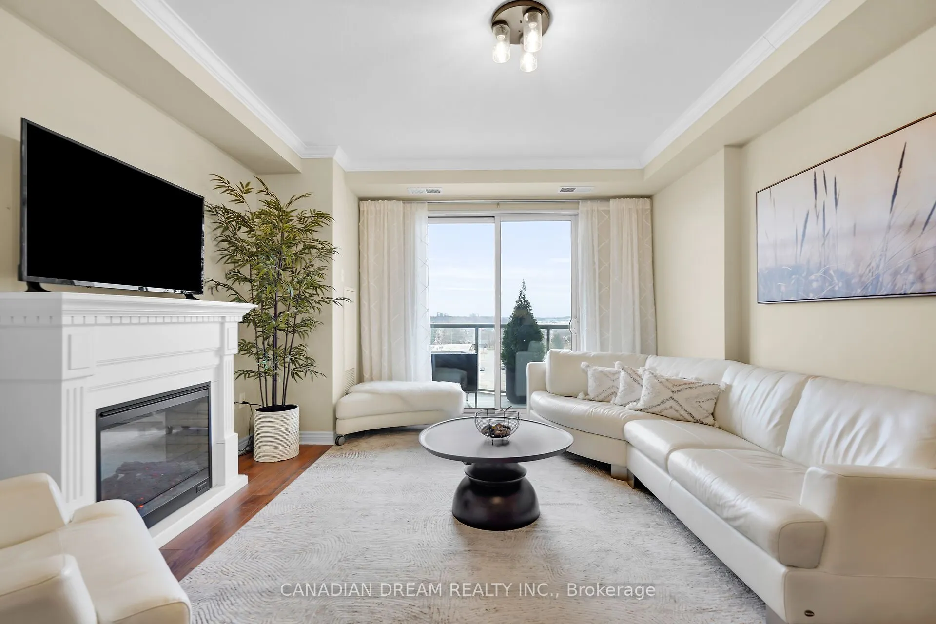 1030 Coronation Drive, #907