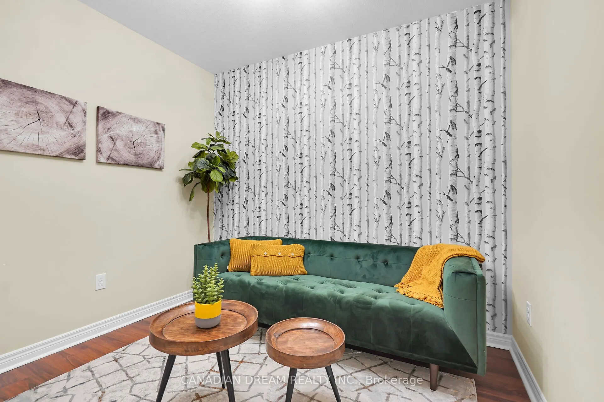 1030 Coronation Drive, #907