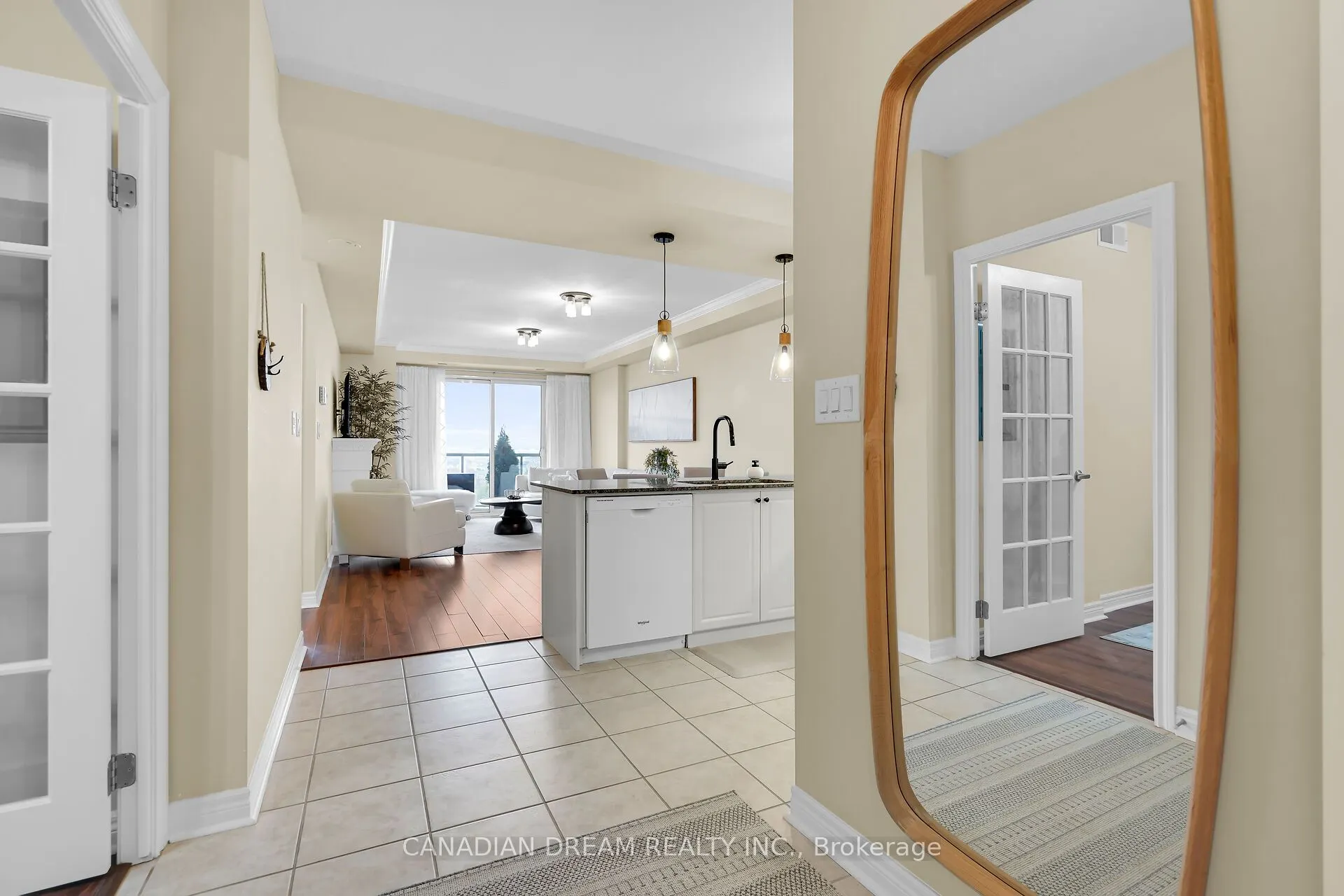 1030 Coronation Drive, #907