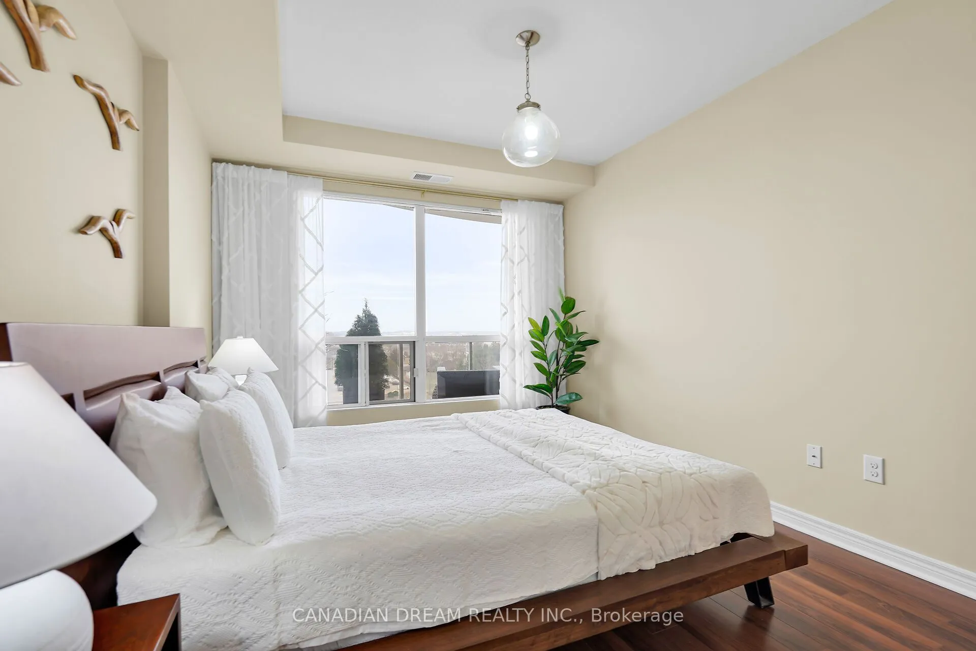 1030 Coronation Drive, #907