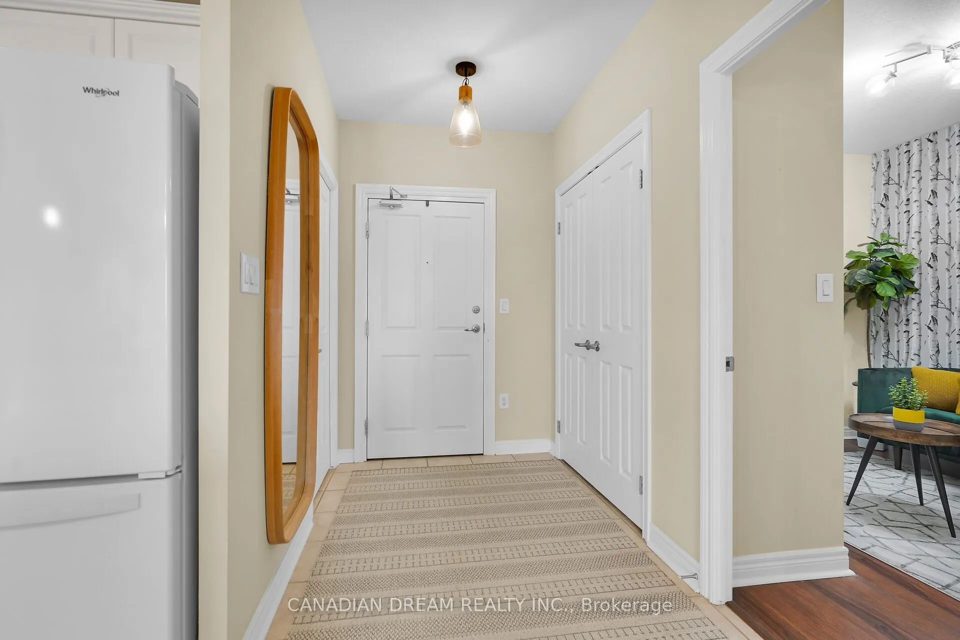 1030 Coronation Drive, #907