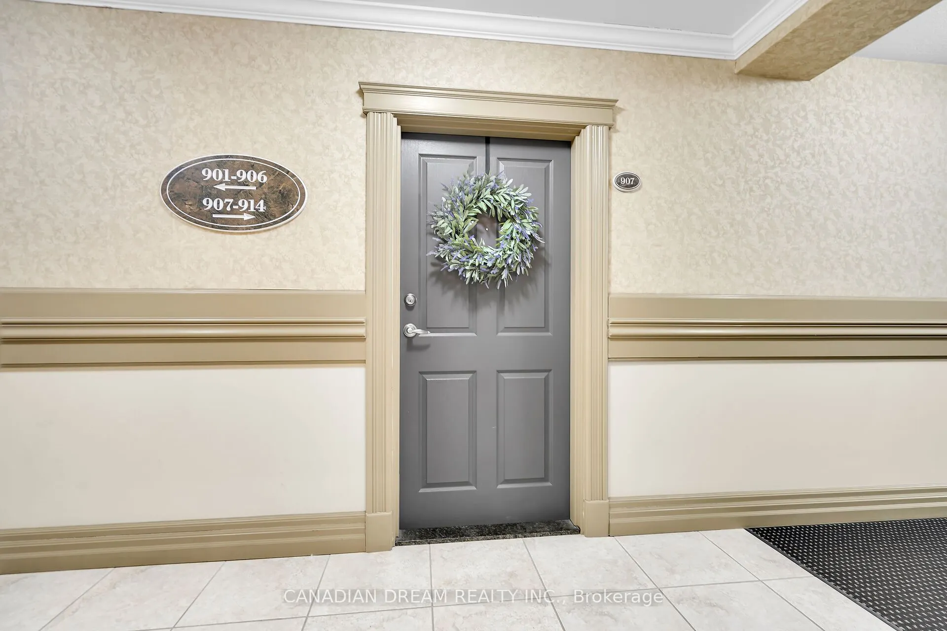 1030 Coronation Drive, #907