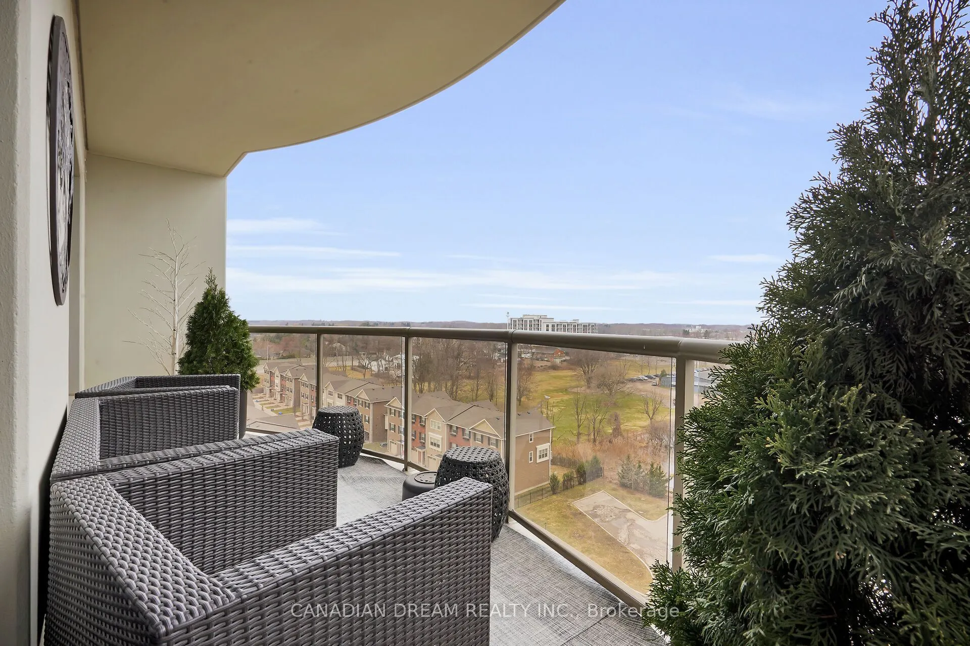 1030 Coronation Drive, #907