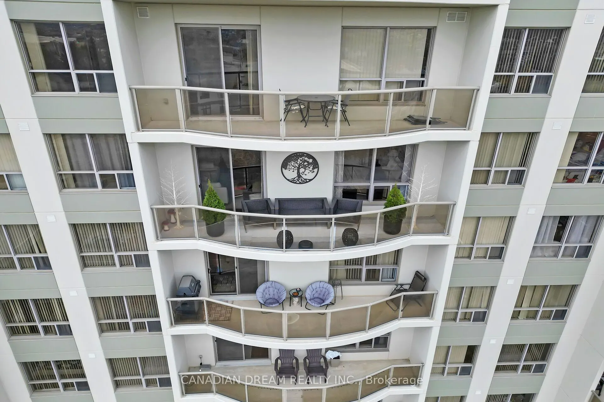 1030 Coronation Drive, #907
