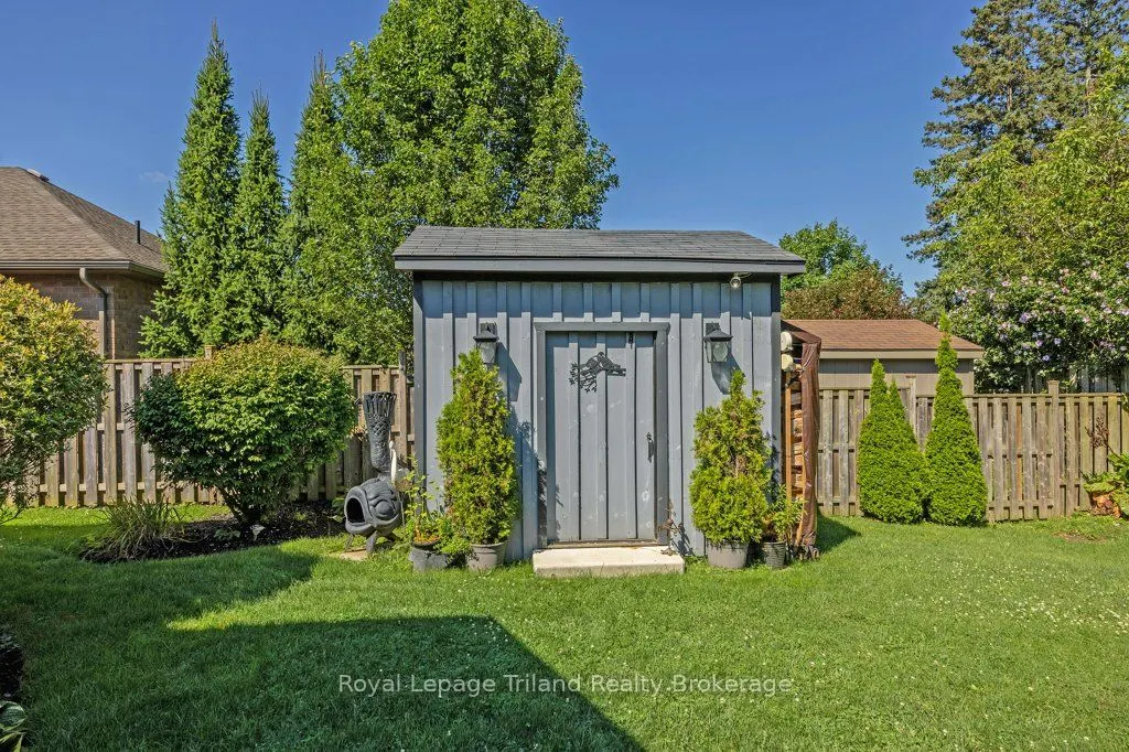 12 Graydon Drive